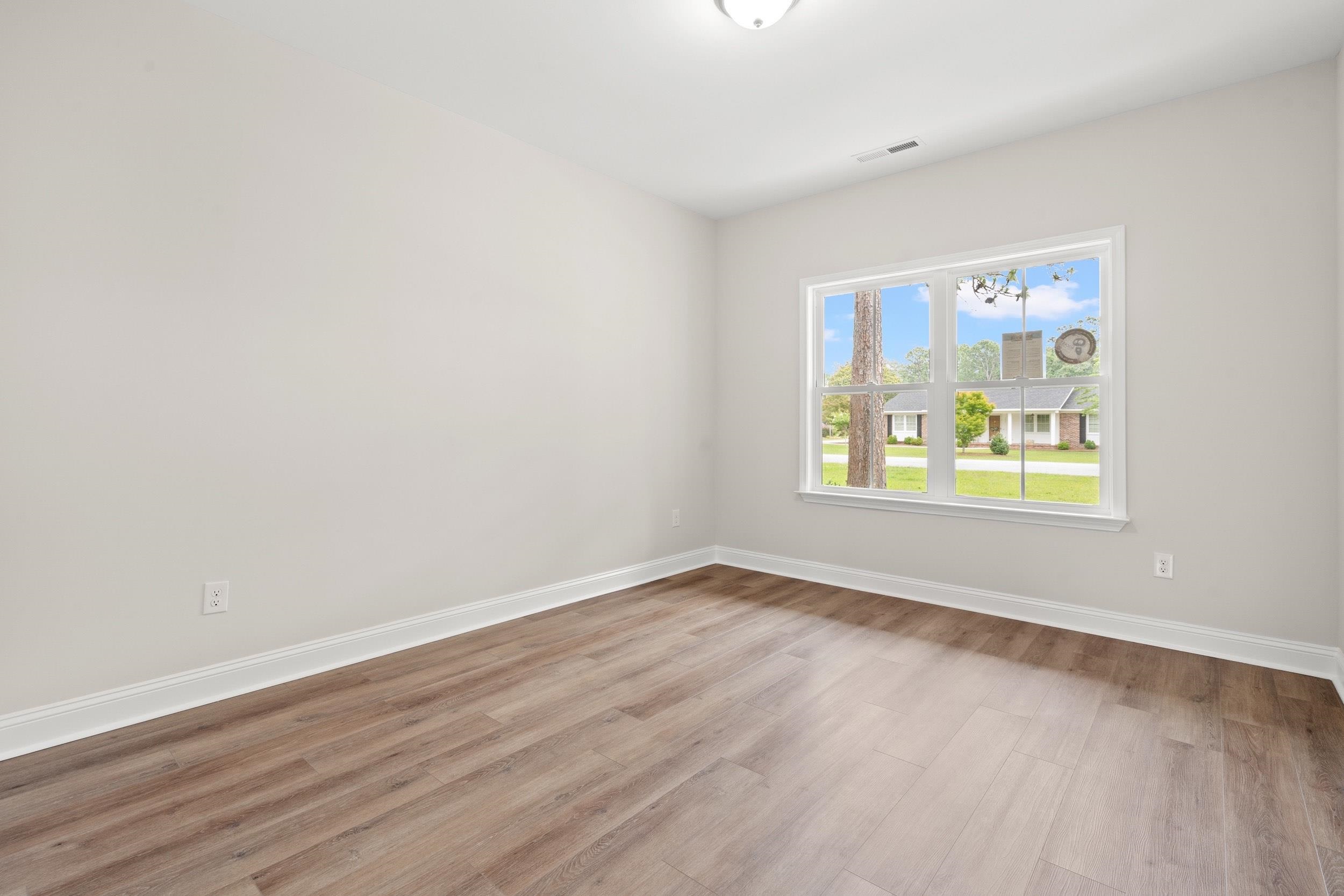 1417 Loop Circle Property Photo 21