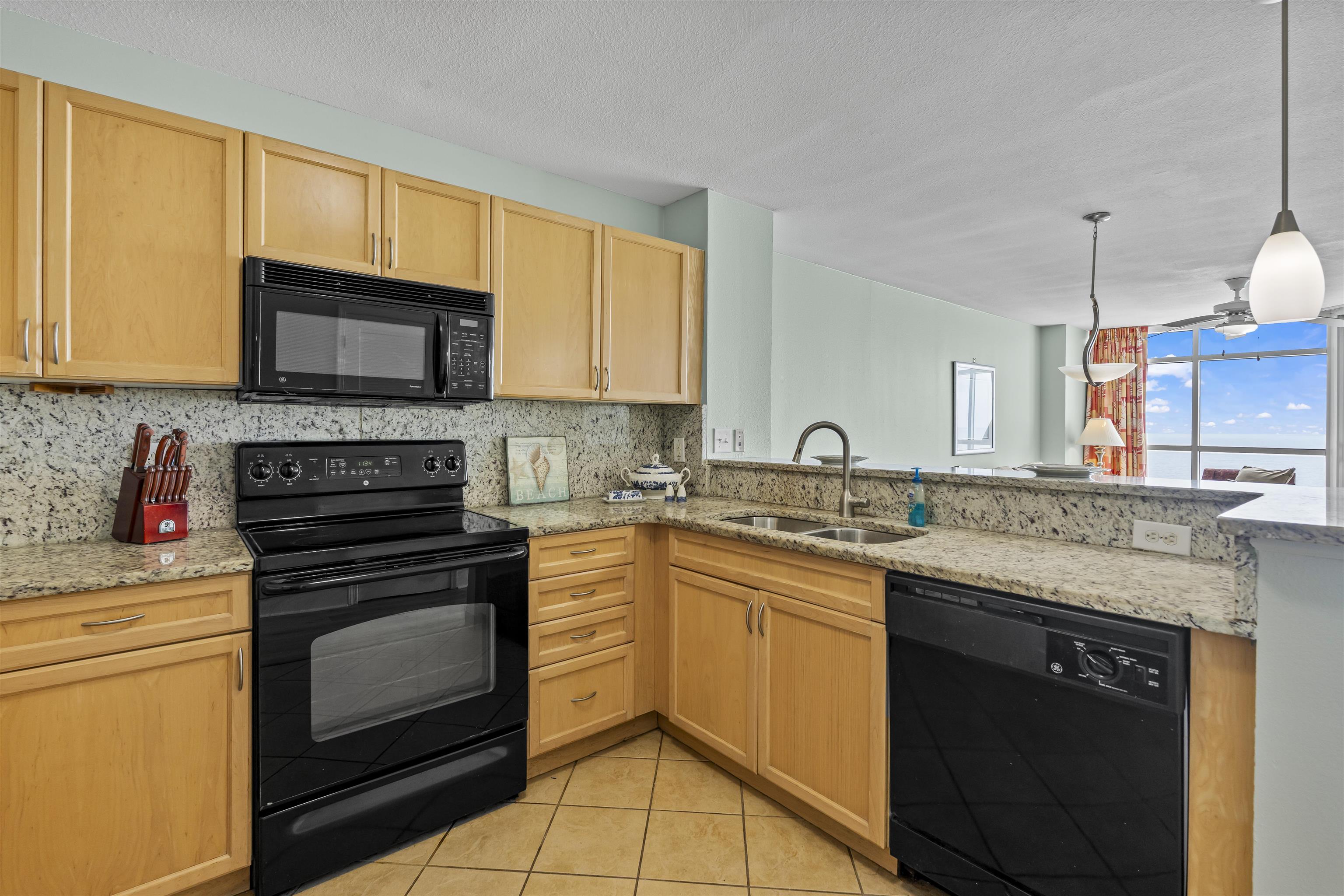 3500 N Ocean Blvd. Property Photo 11