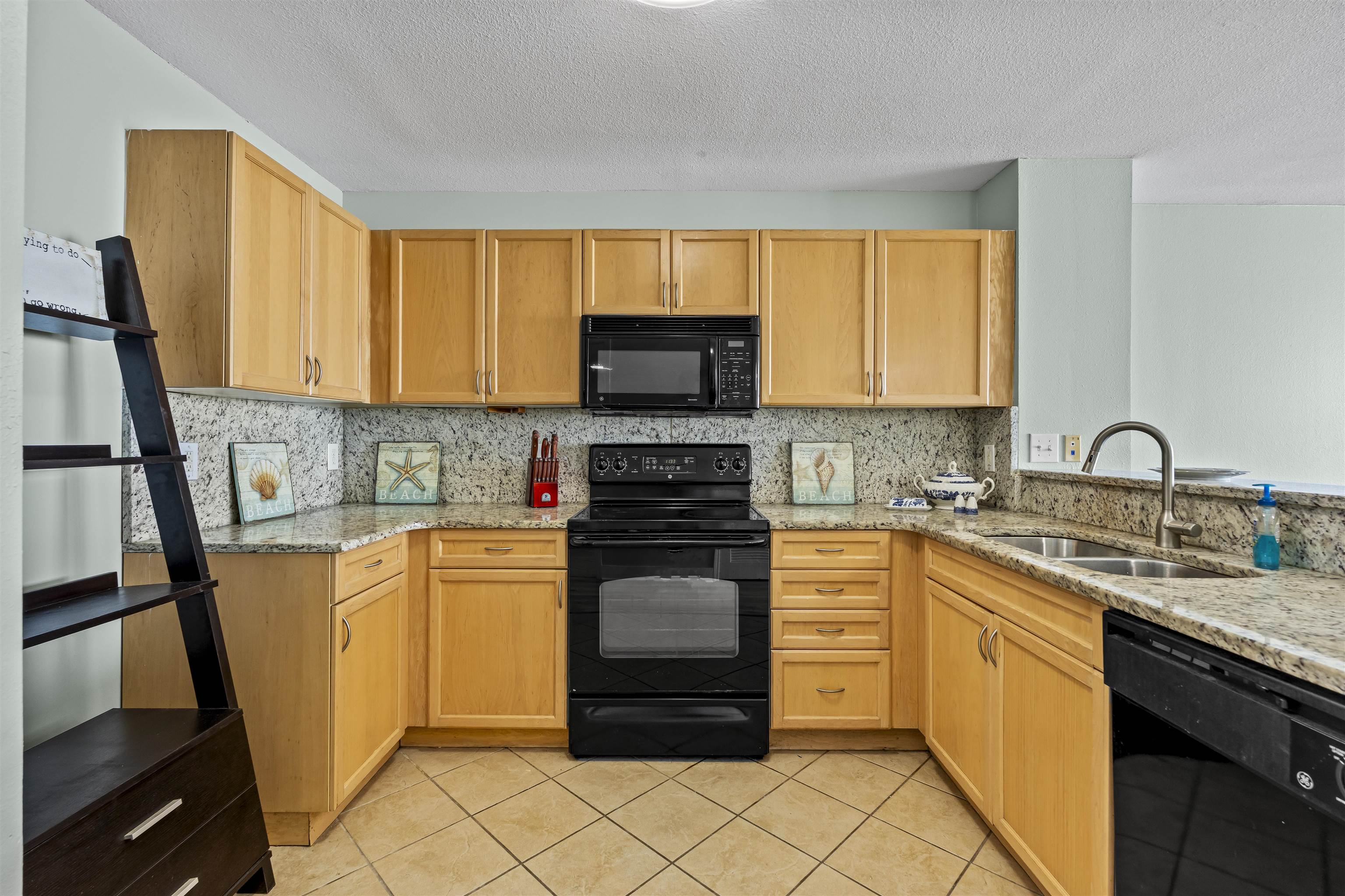 3500 N Ocean Blvd. Property Photo 12
