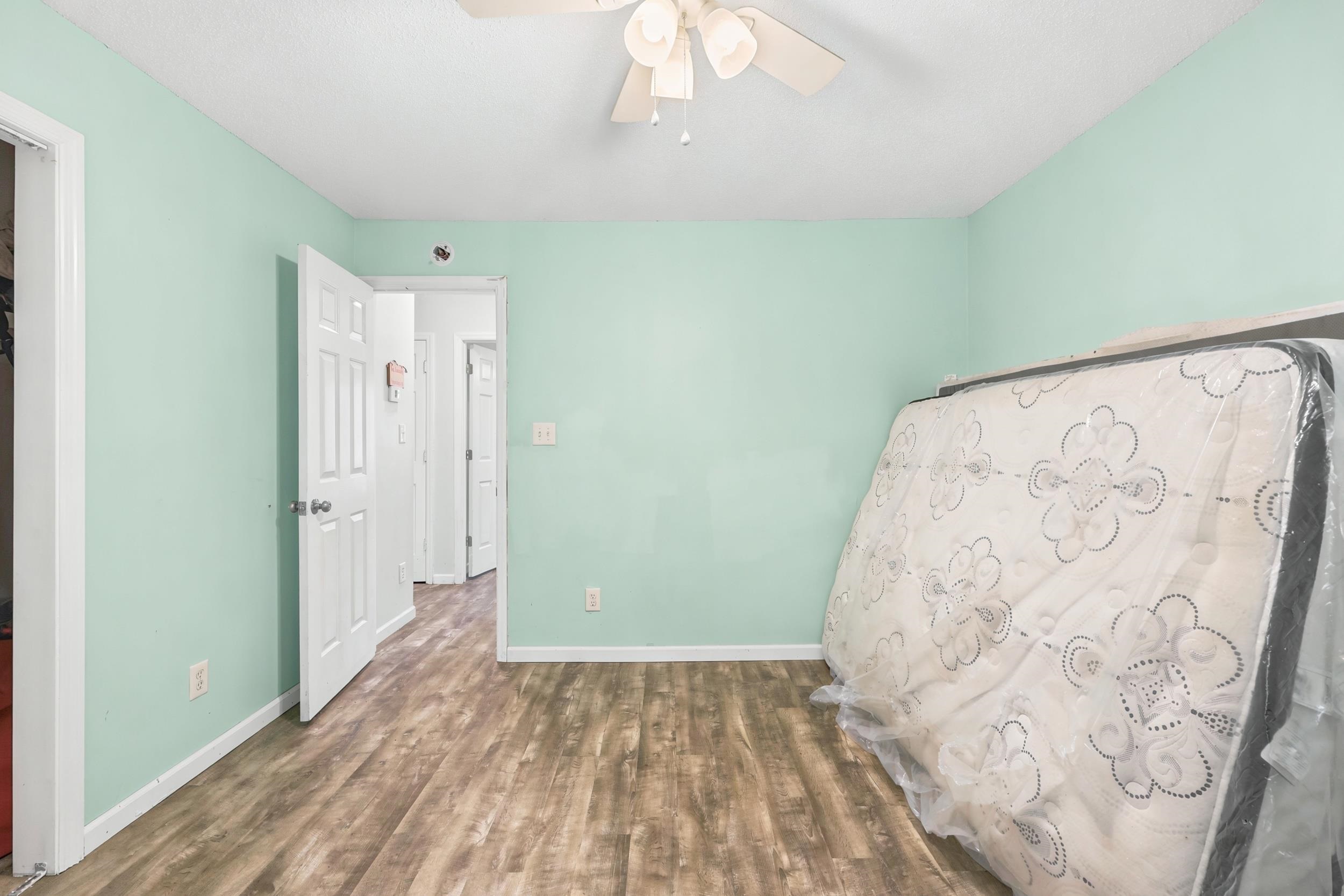 2642 Temperance Dr. Property Photo 19