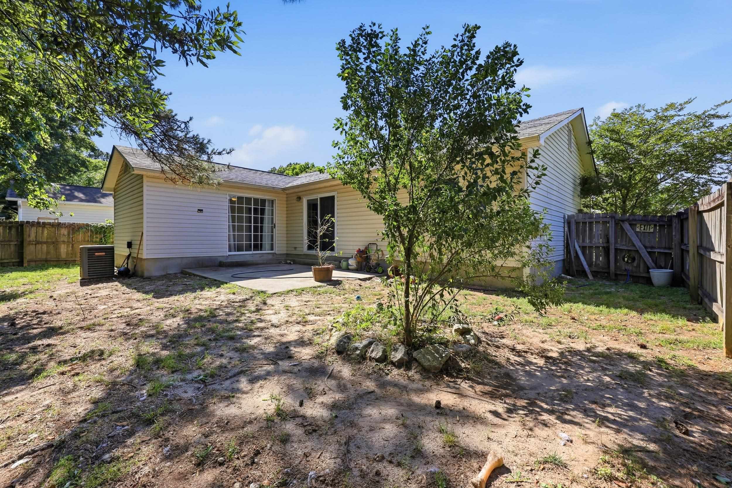2642 Temperance Dr. Property Photo 20