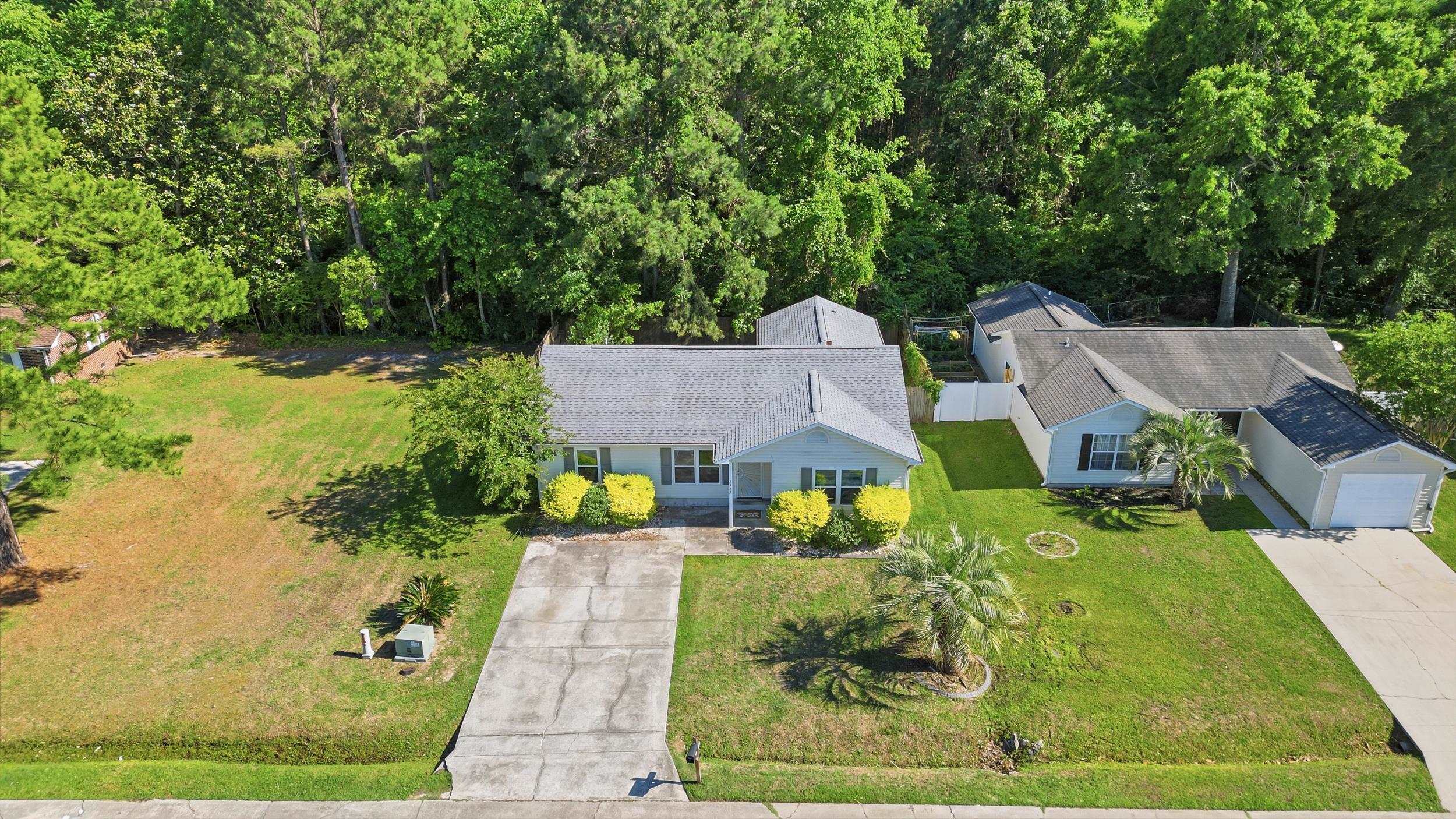 2642 Temperance Dr. Property Photo 21