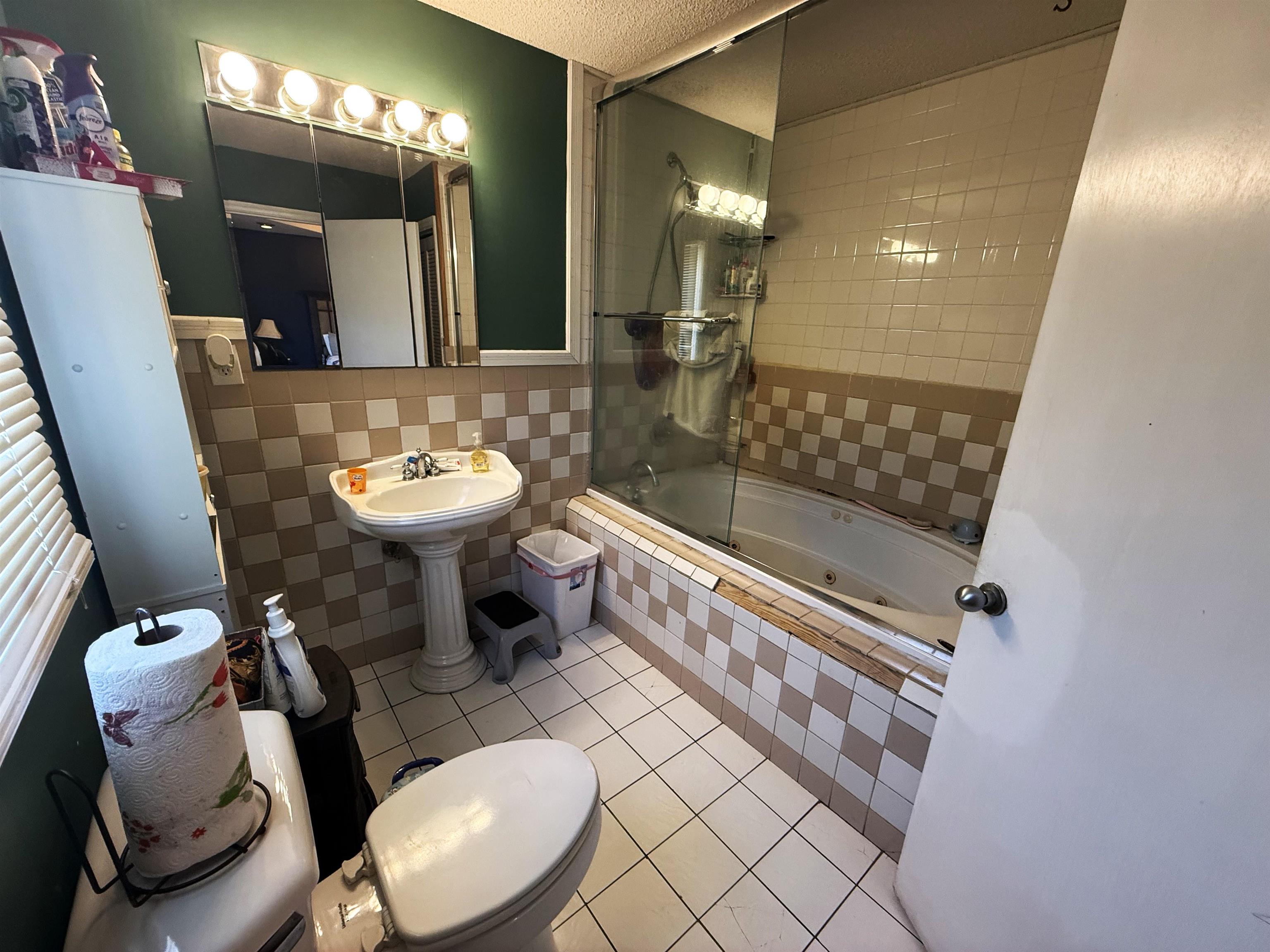 318 Wilmont St. Property Photo 16