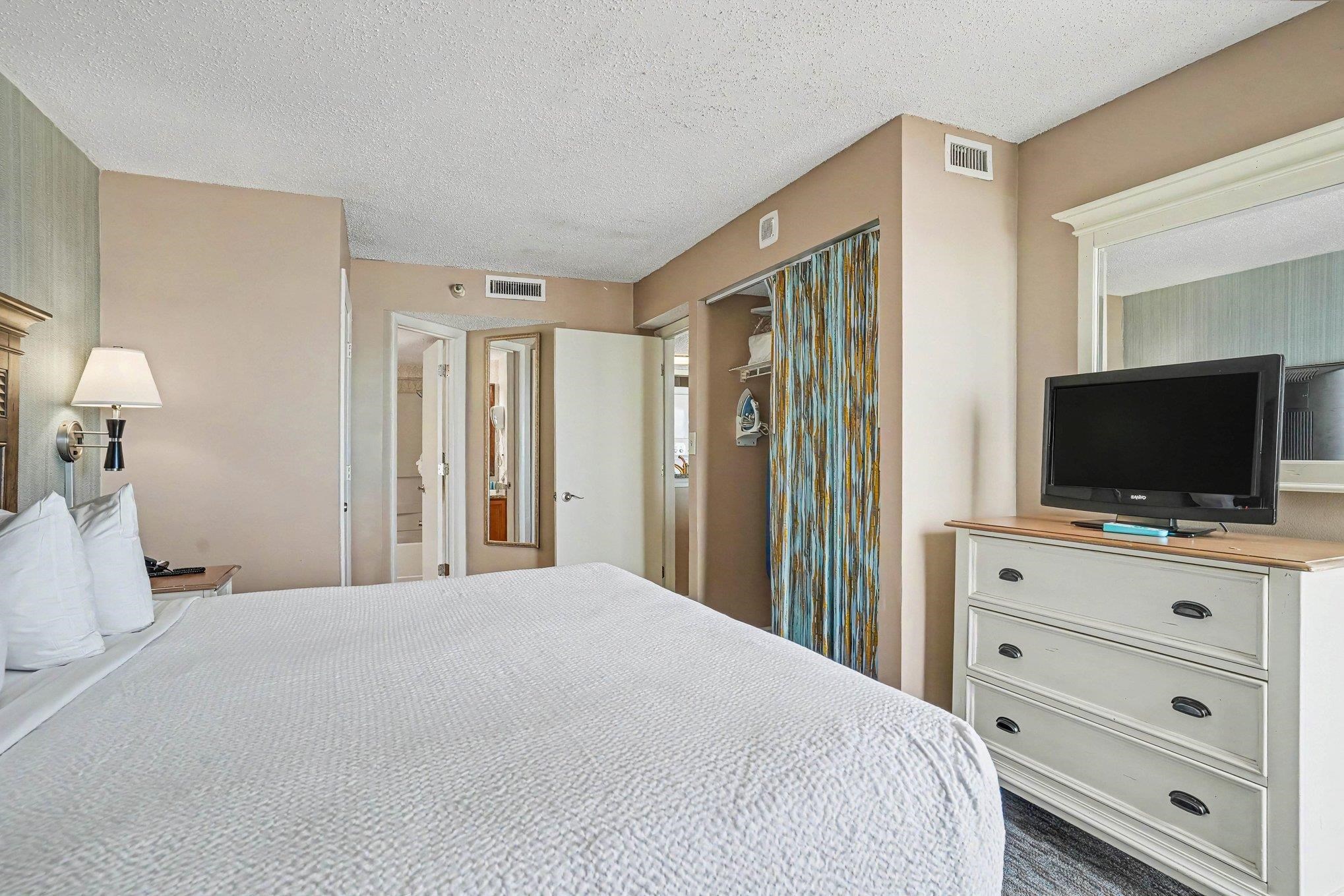 2701 N Ocean Blvd. Property Photo 10