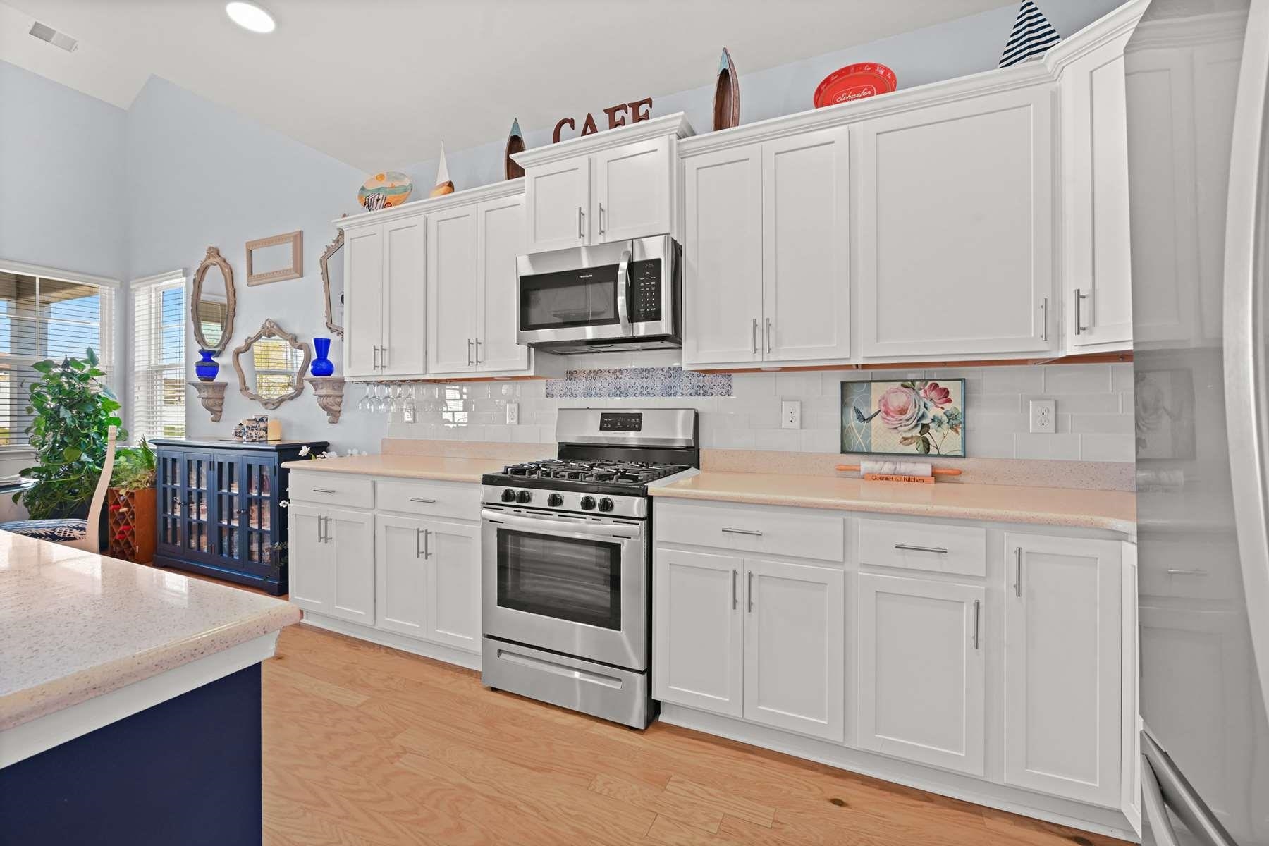 808 Atlantic Commons Dr. Property Photo 6