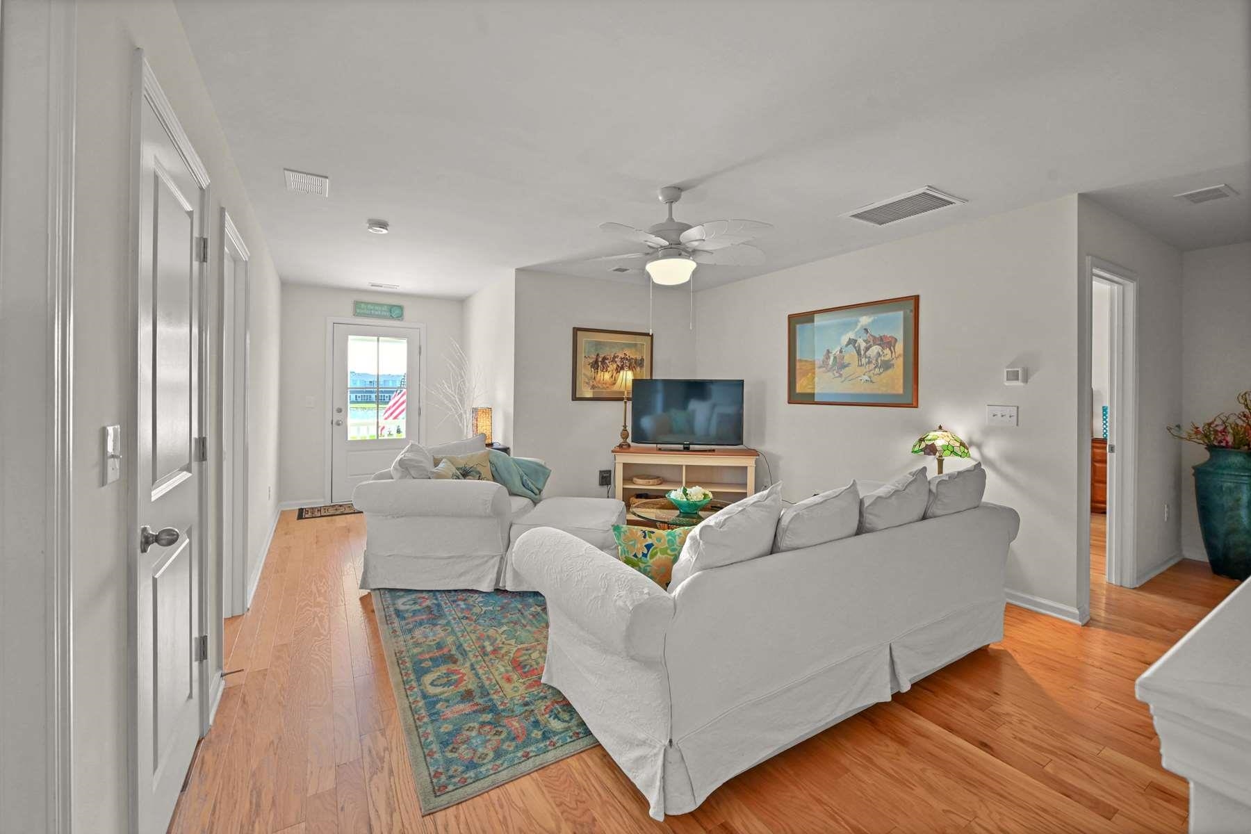 808 Atlantic Commons Dr. Property Photo 19