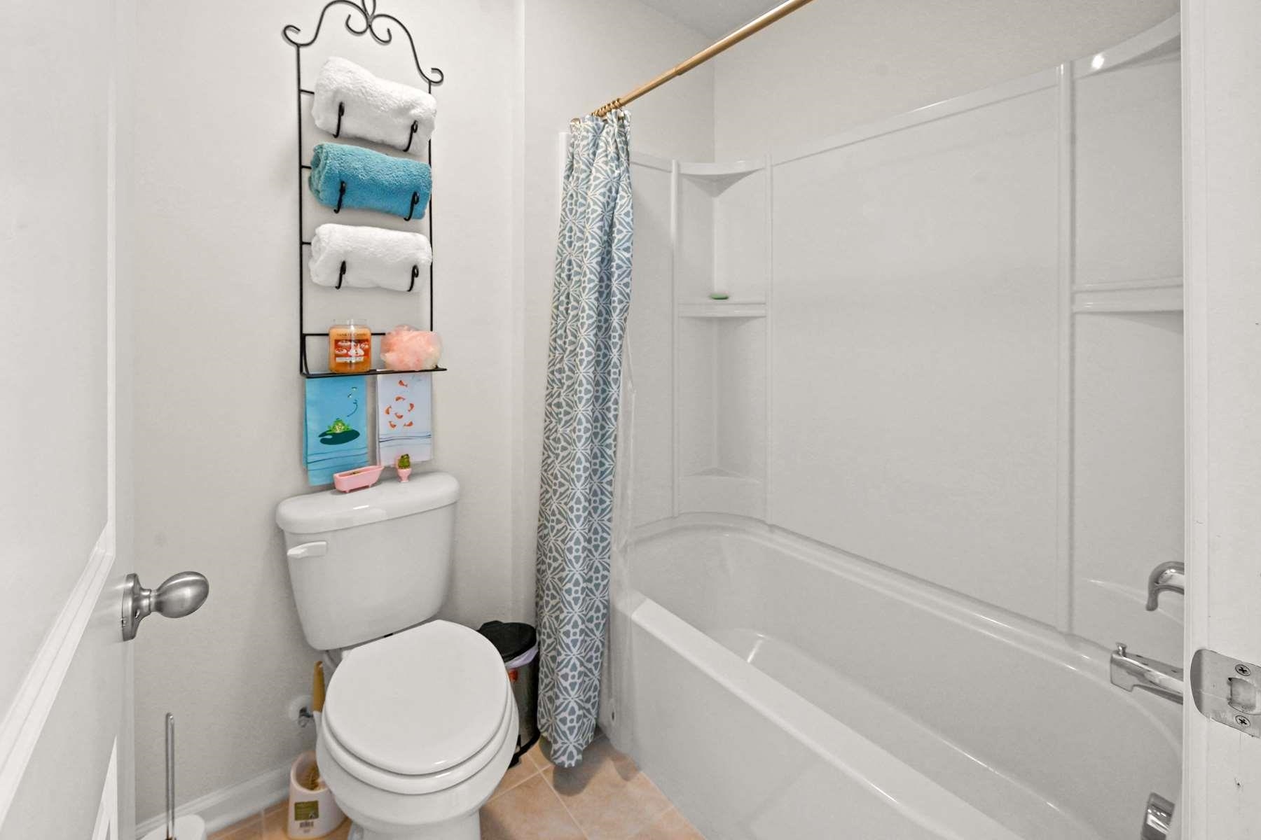 808 Atlantic Commons Dr. Property Photo 28