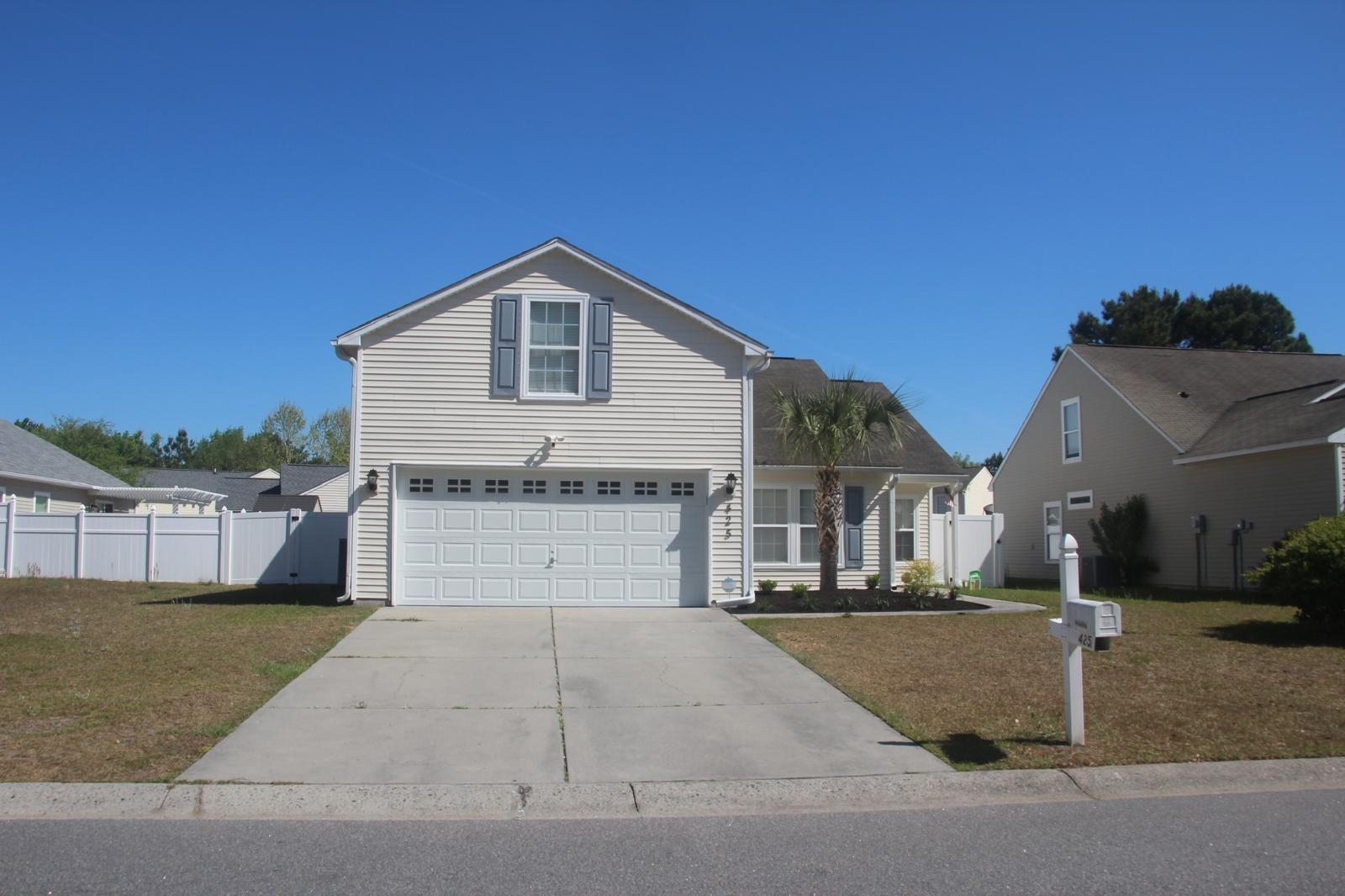 425 Bellegrove Dr. Property Photo 2