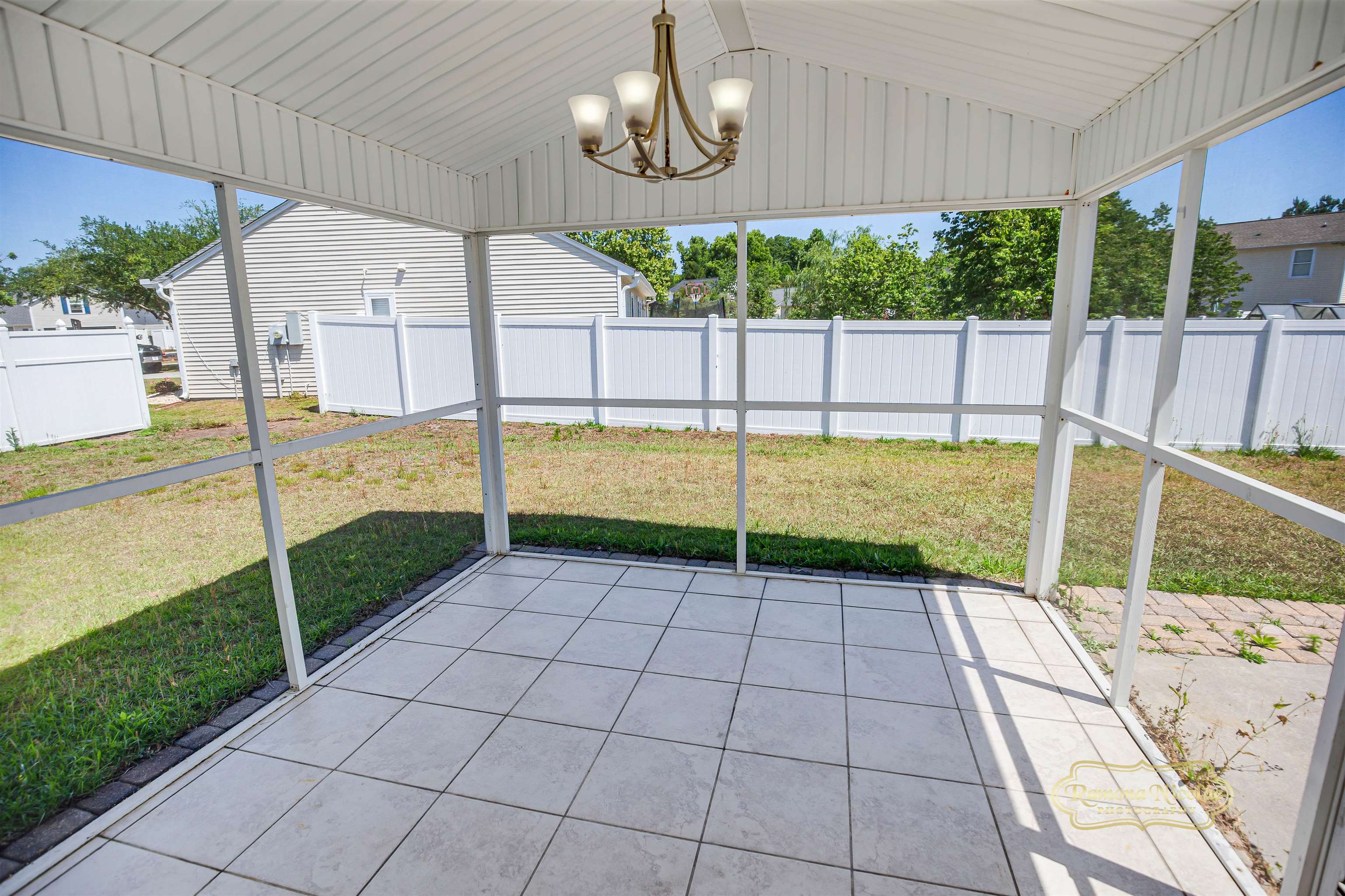 425 Bellegrove Dr. Property Photo 21
