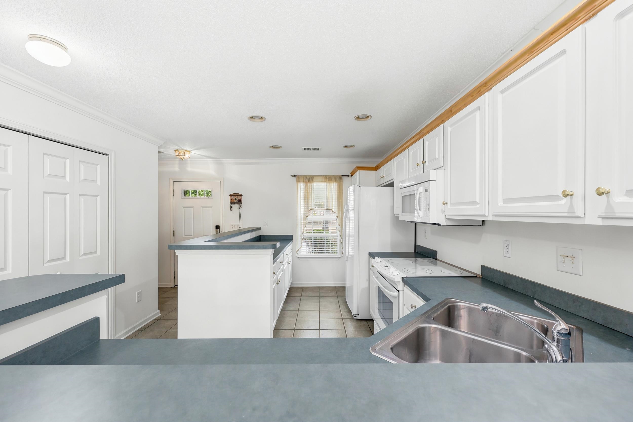 1309 Shoebridge Dr. Property Photo 16