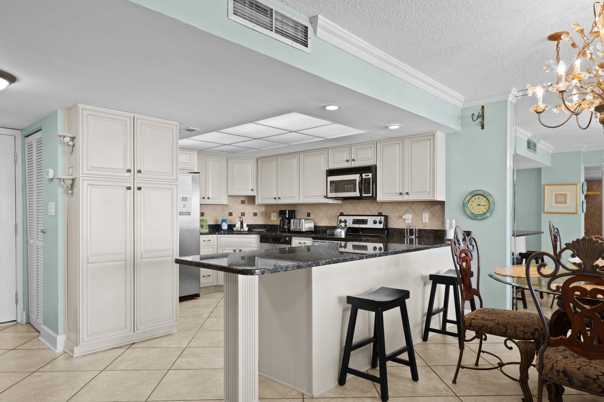 10200 Beach Club Dr. Property Photo 15