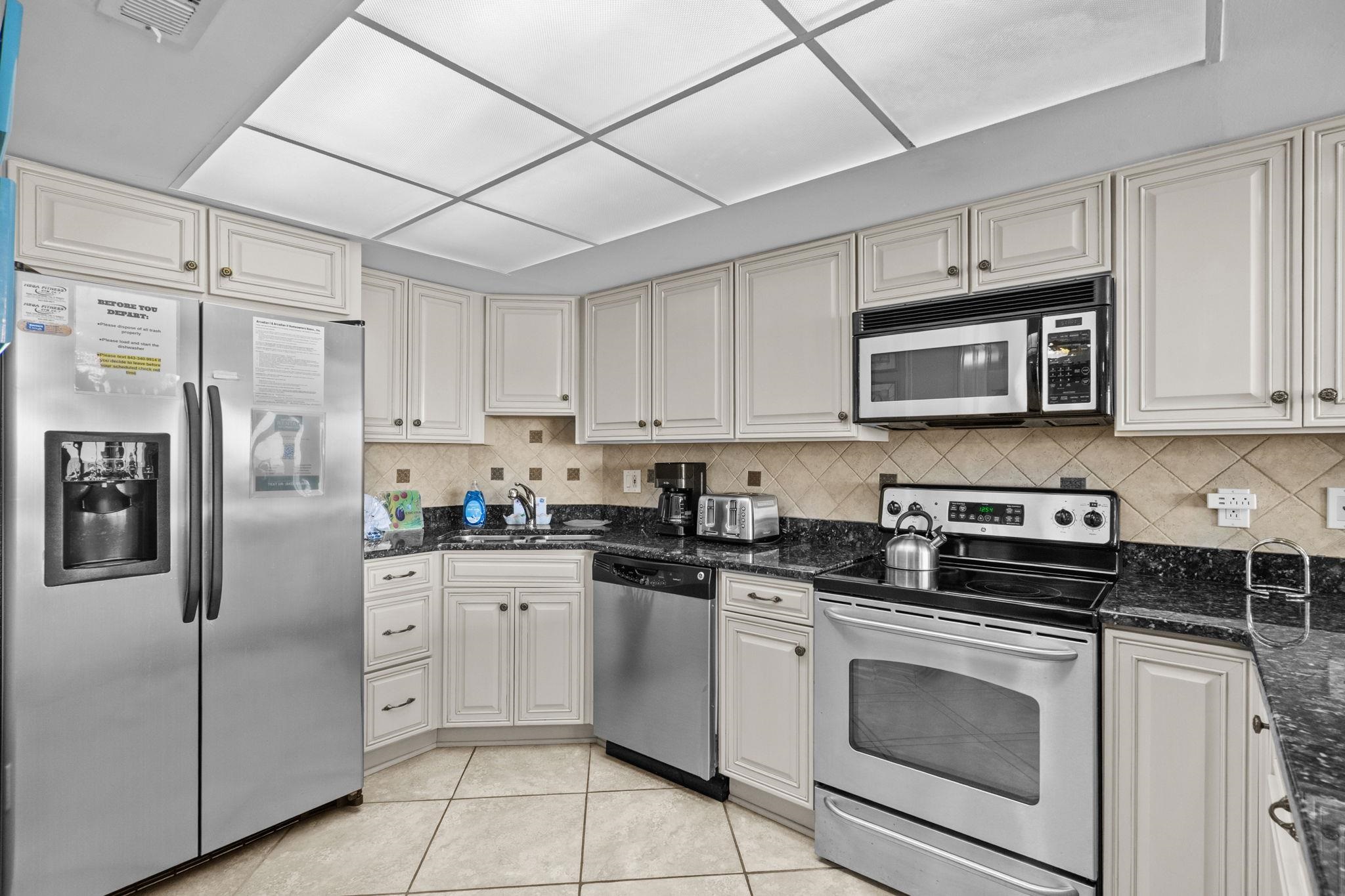 10200 Beach Club Dr. Property Photo 19