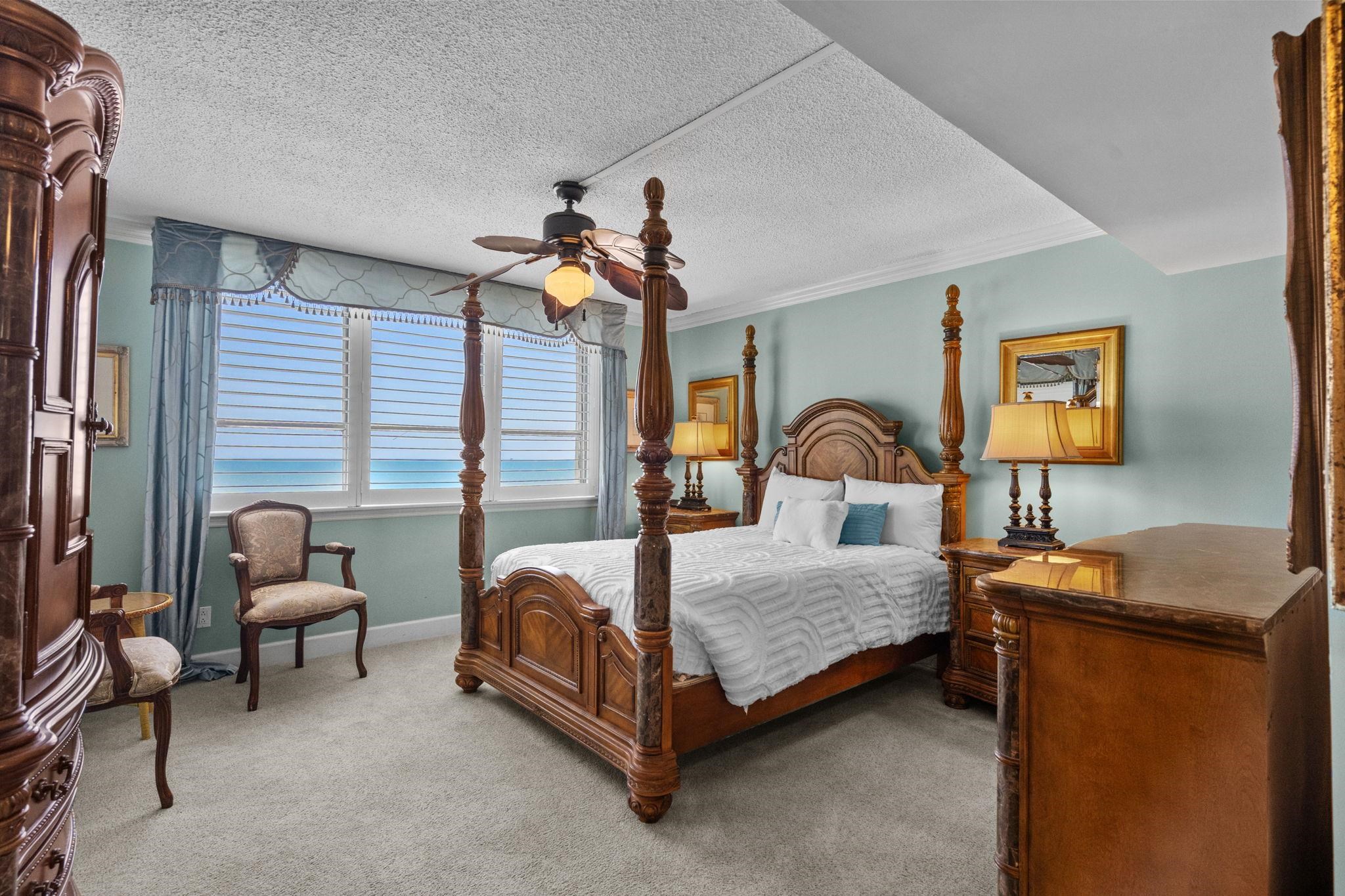 10200 Beach Club Dr. Property Photo 31