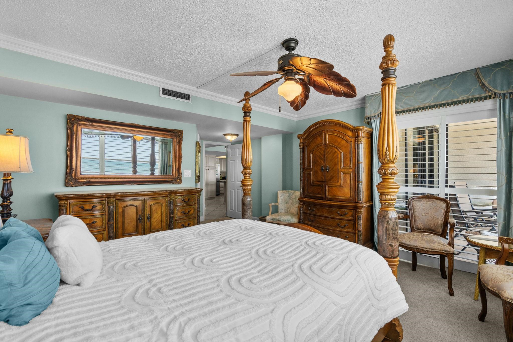 10200 Beach Club Dr. Property Photo 34