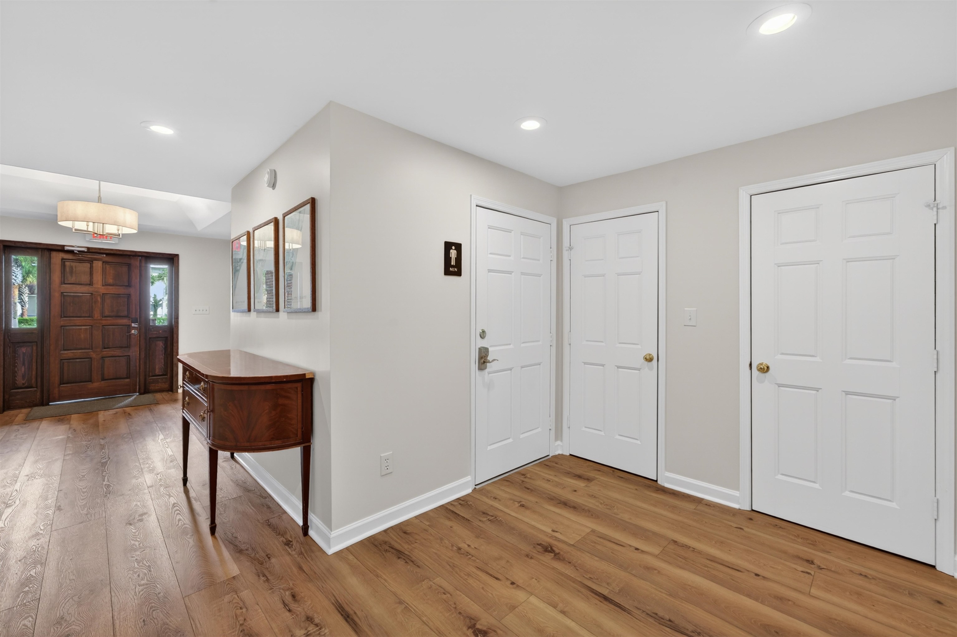 4702 Oleander Dr. Property Photo 36
