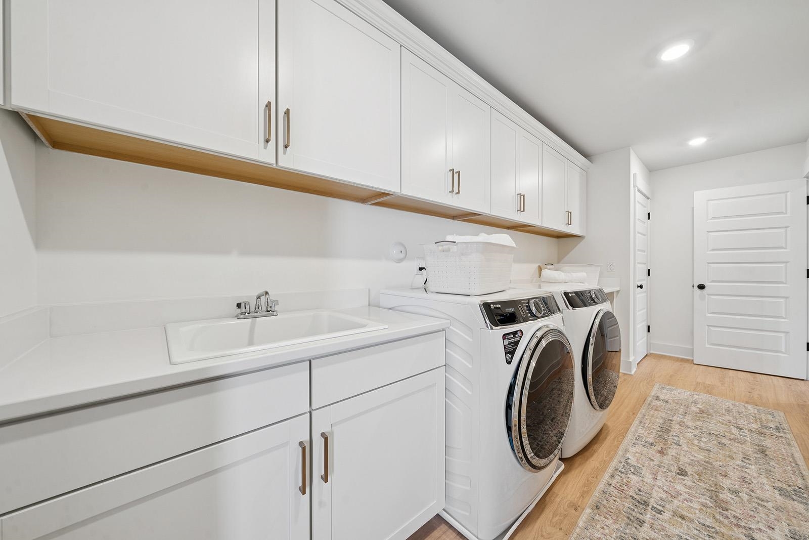 6180 Zoe Way Property Photo 16
