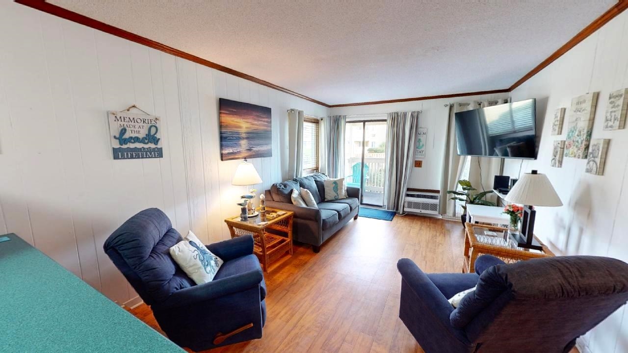 9660 Shore Dr. Property Photo 2