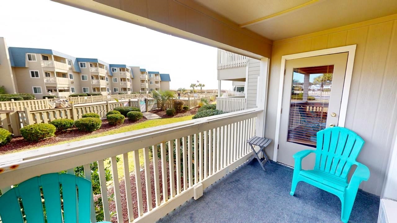 9660 Shore Dr. Property Photo 16