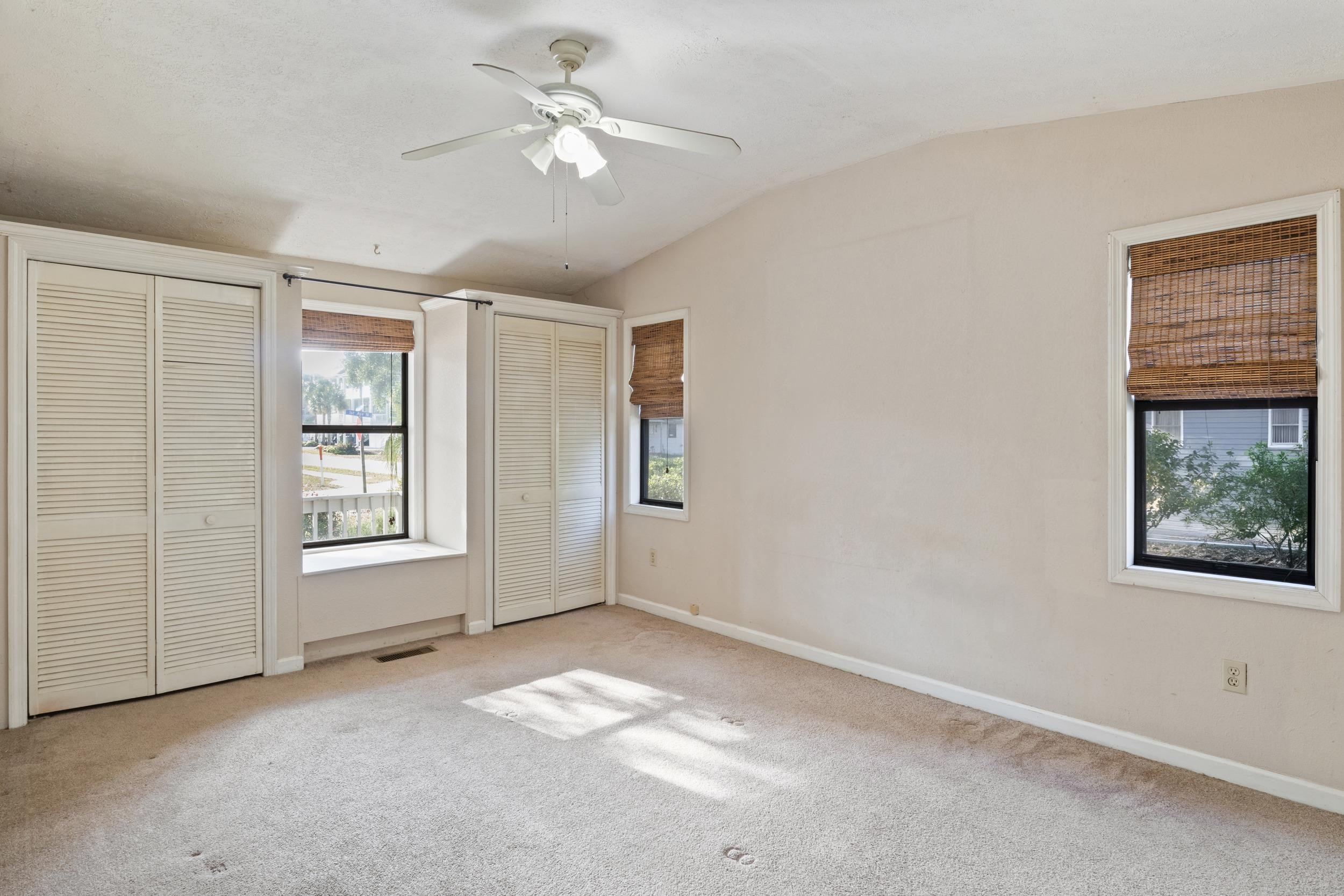 111 N Hollywood Dr. Property Photo 27