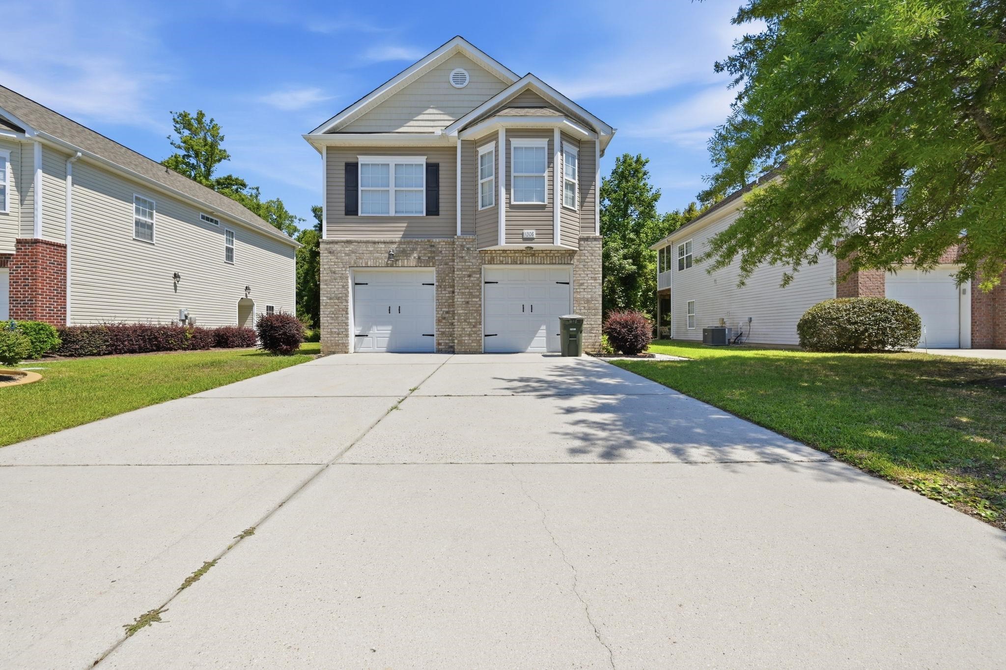 1308 Planters Grove Ln. Property Photo 5