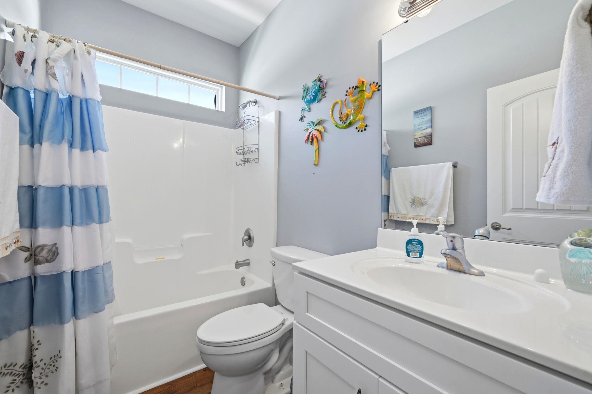1308 Planters Grove Ln. Property Photo 32