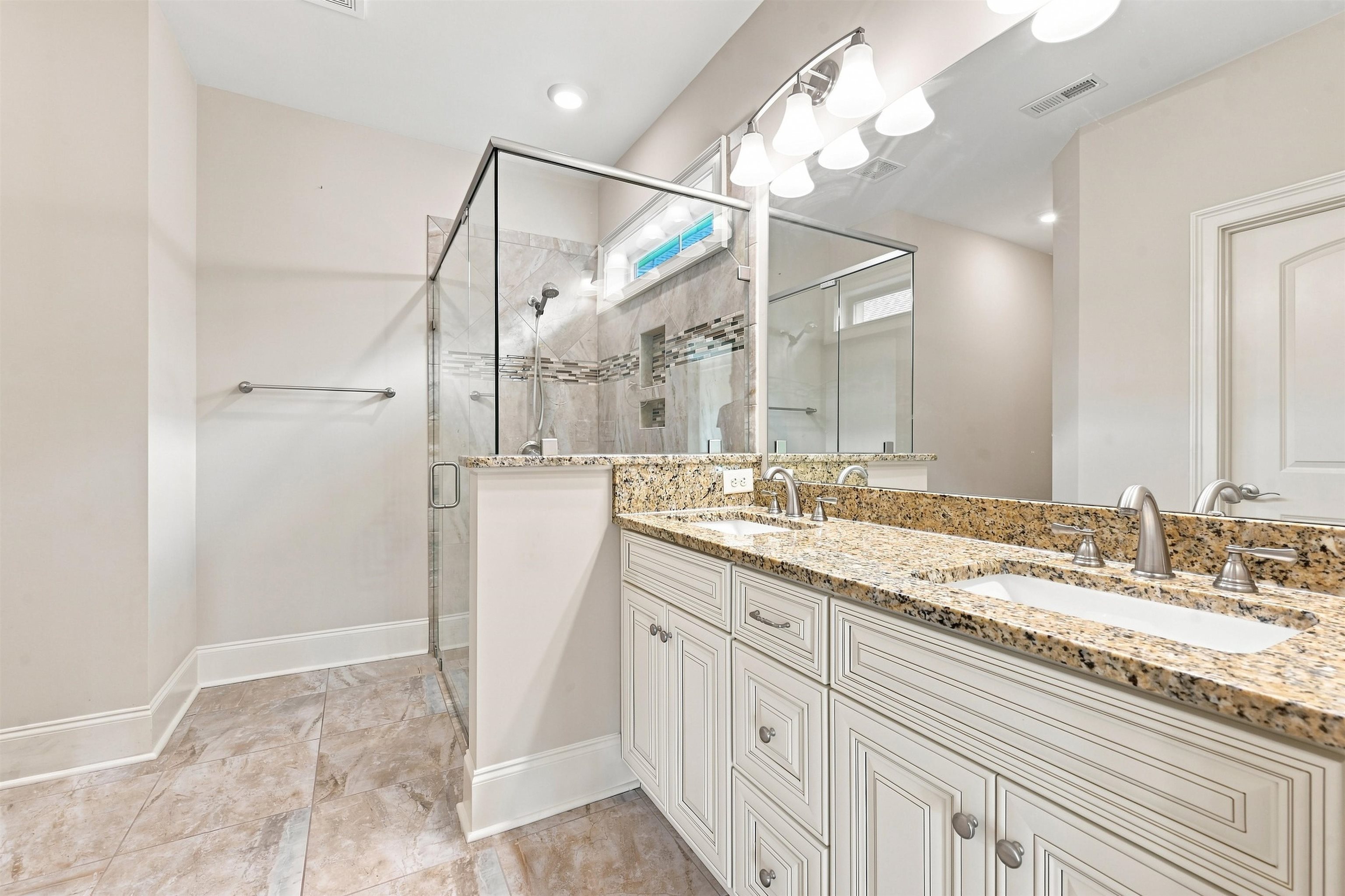 343 Las Olas Dr. Property Photo 26