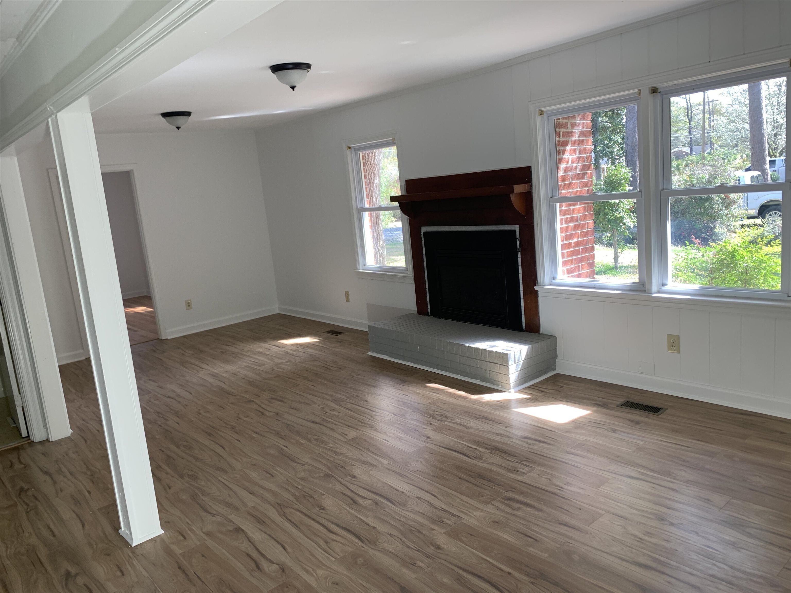 2401 Withers St. Property Photo 4