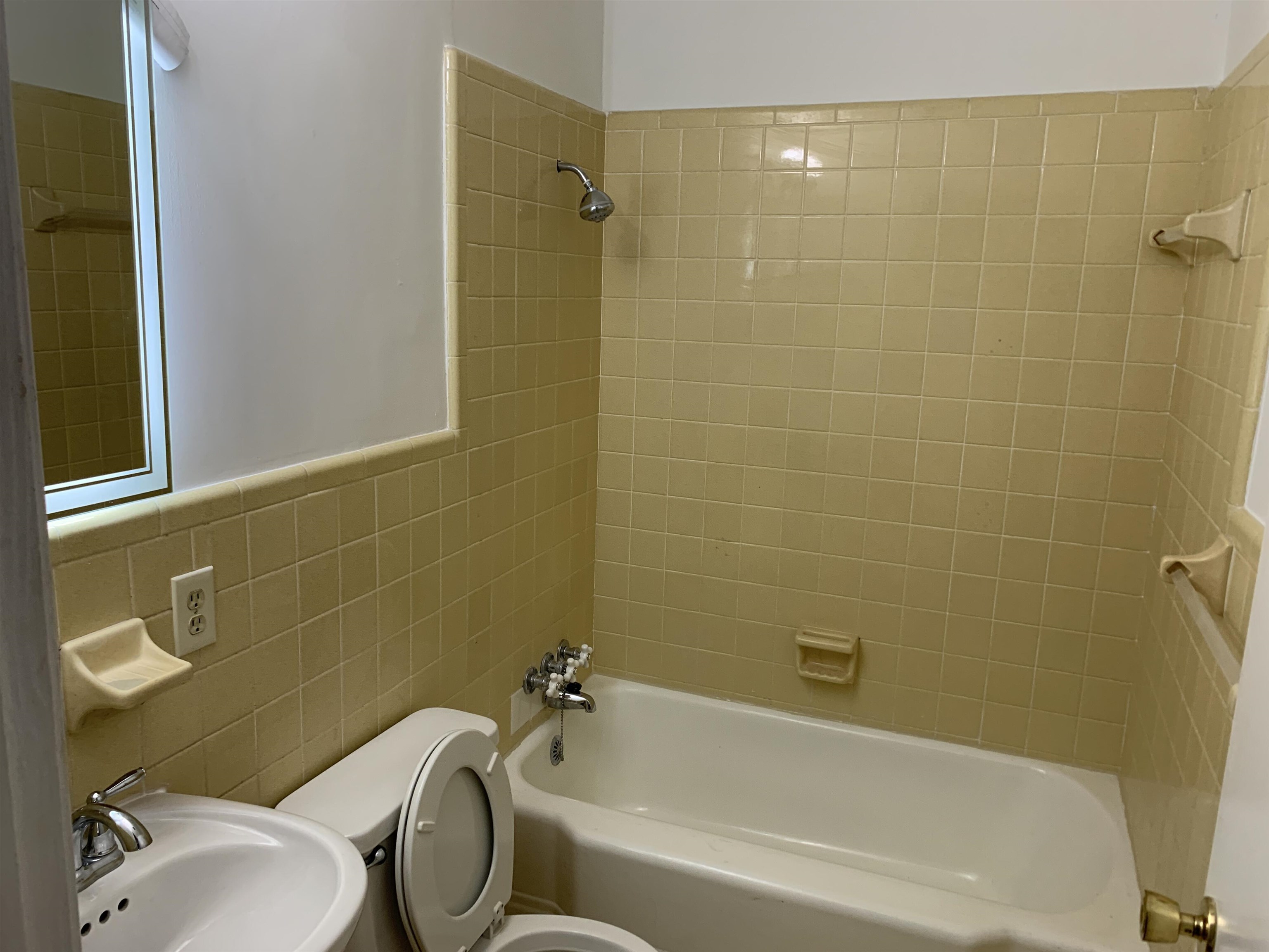2401 Withers St. Property Photo 14