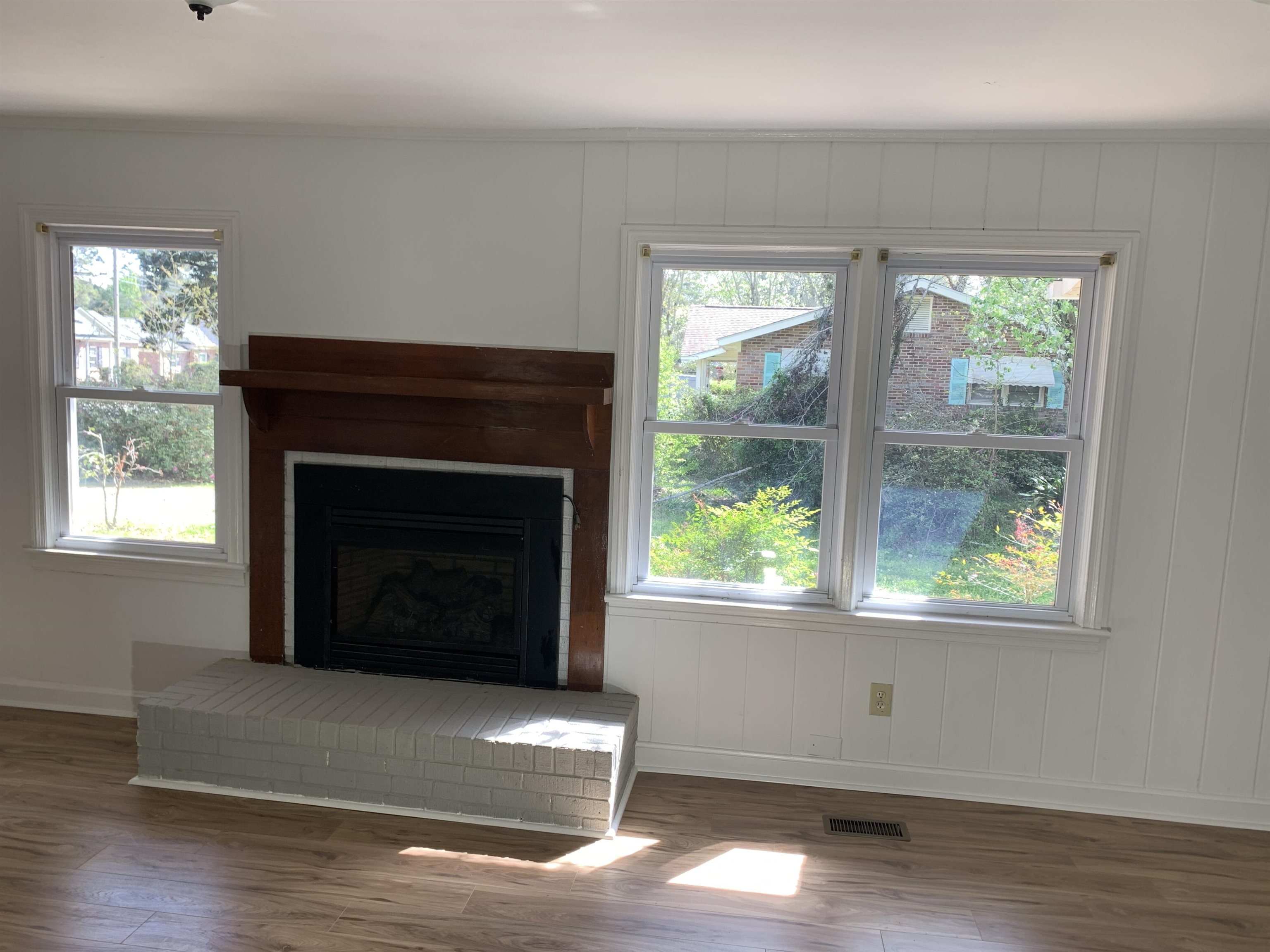 2401 Withers St. Property Photo 15