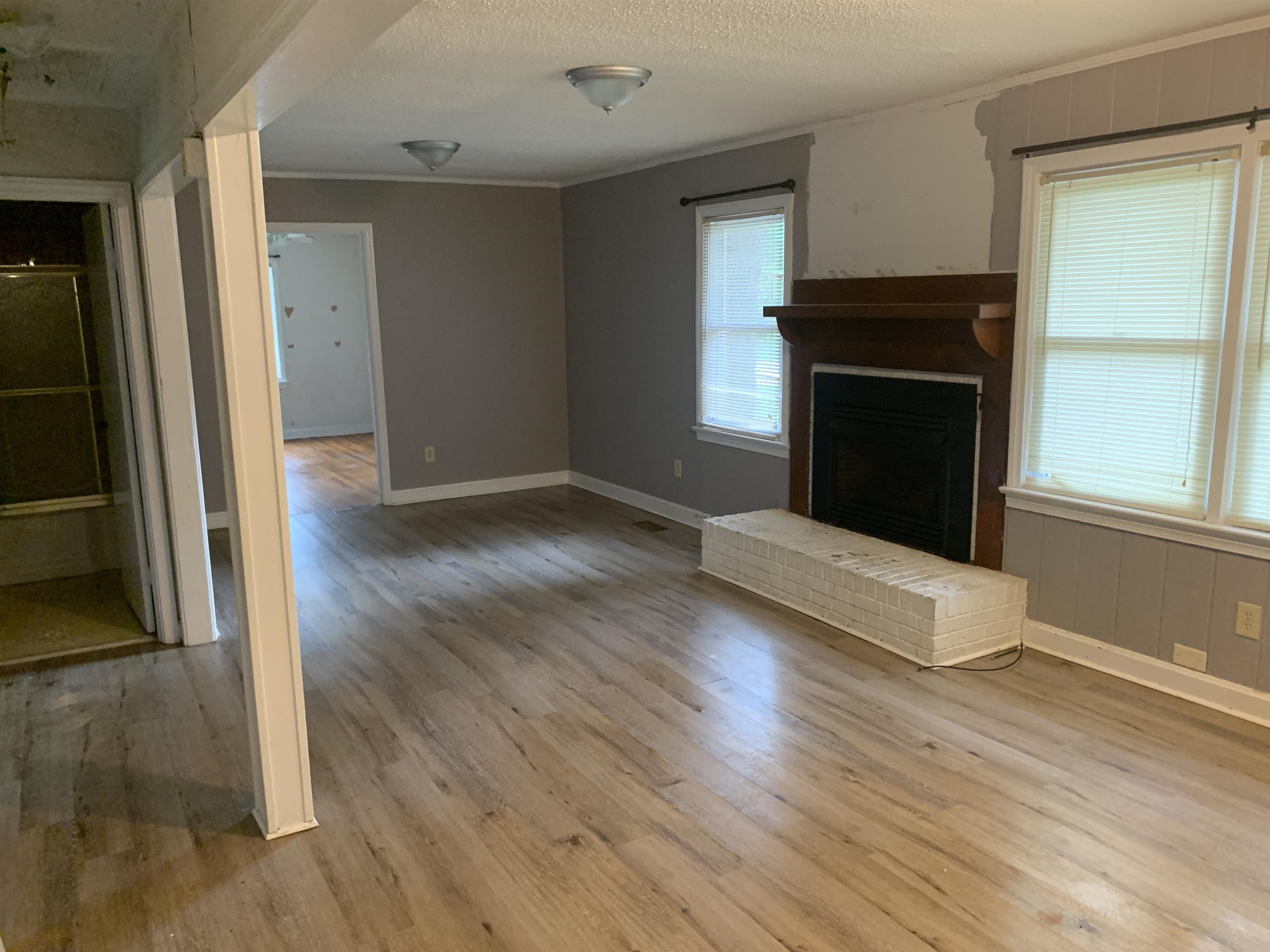 2401 Withers St. Property Photo 16