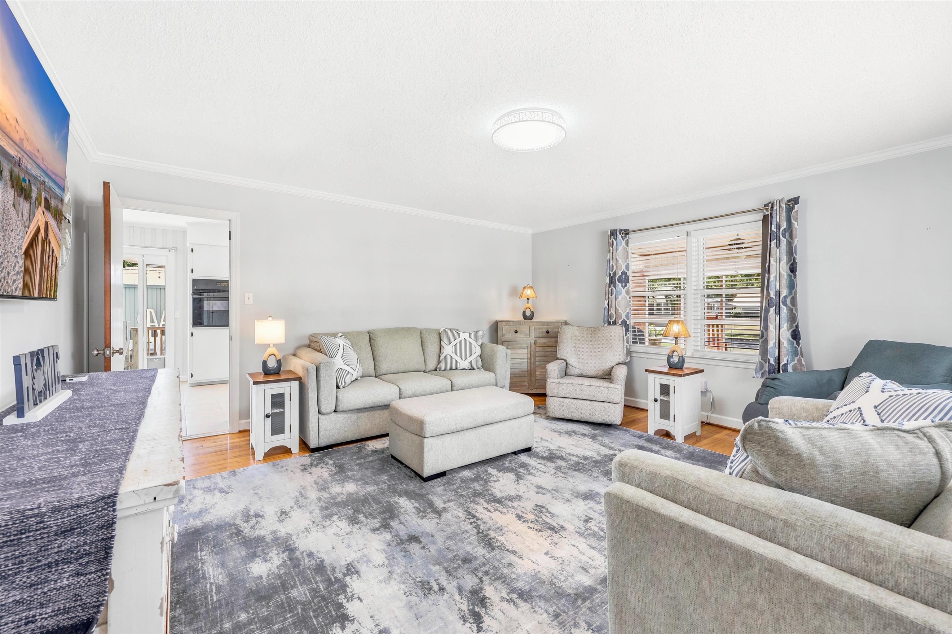 360 Kensington Blvd. Property Photo 6