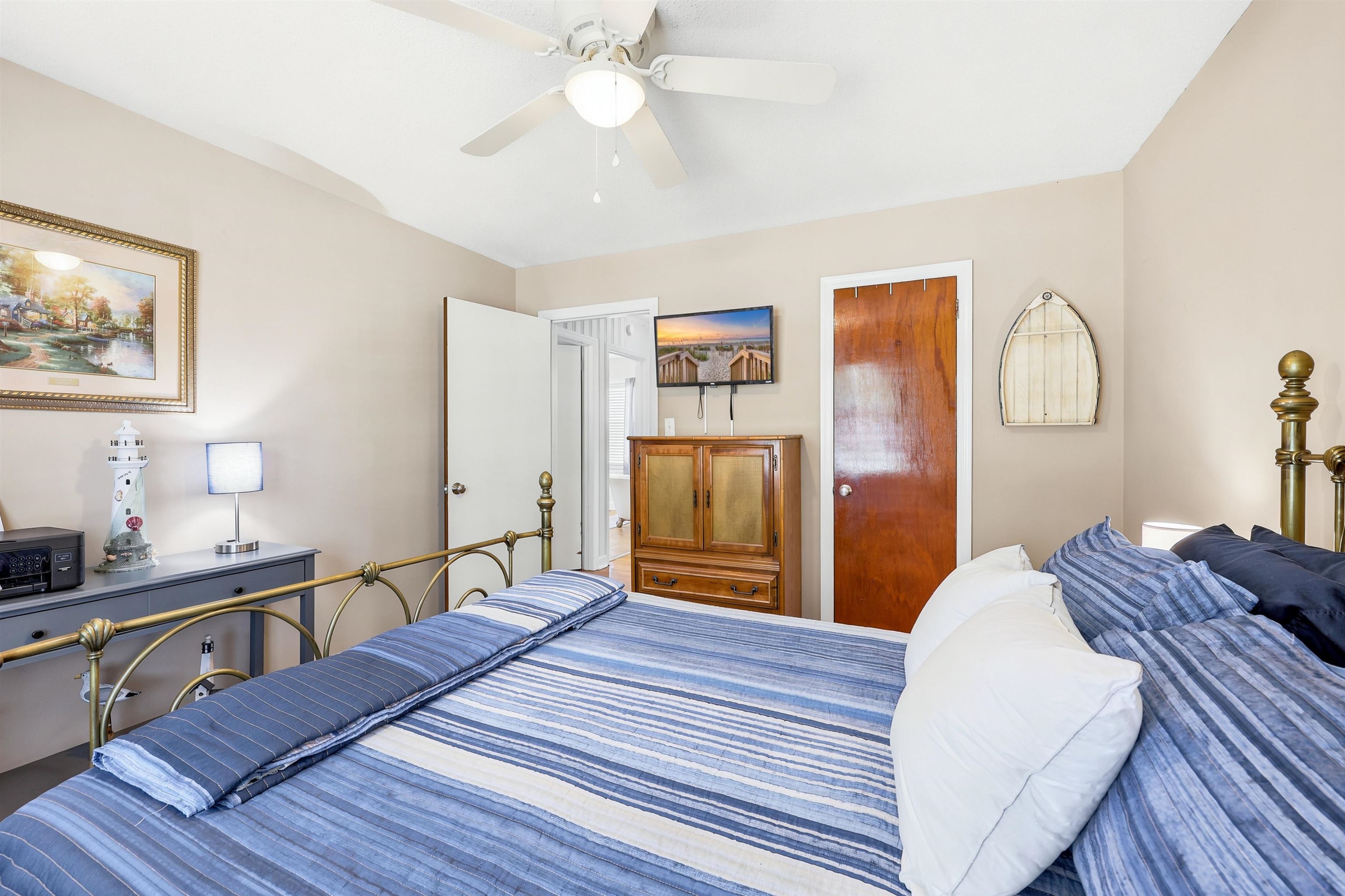 360 Kensington Blvd. Property Photo 13