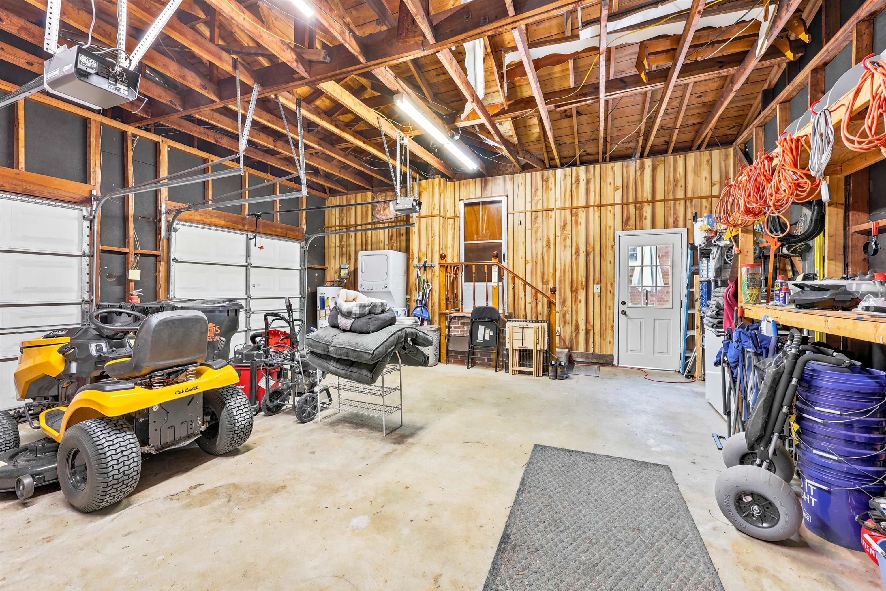 360 Kensington Blvd. Property Photo 22