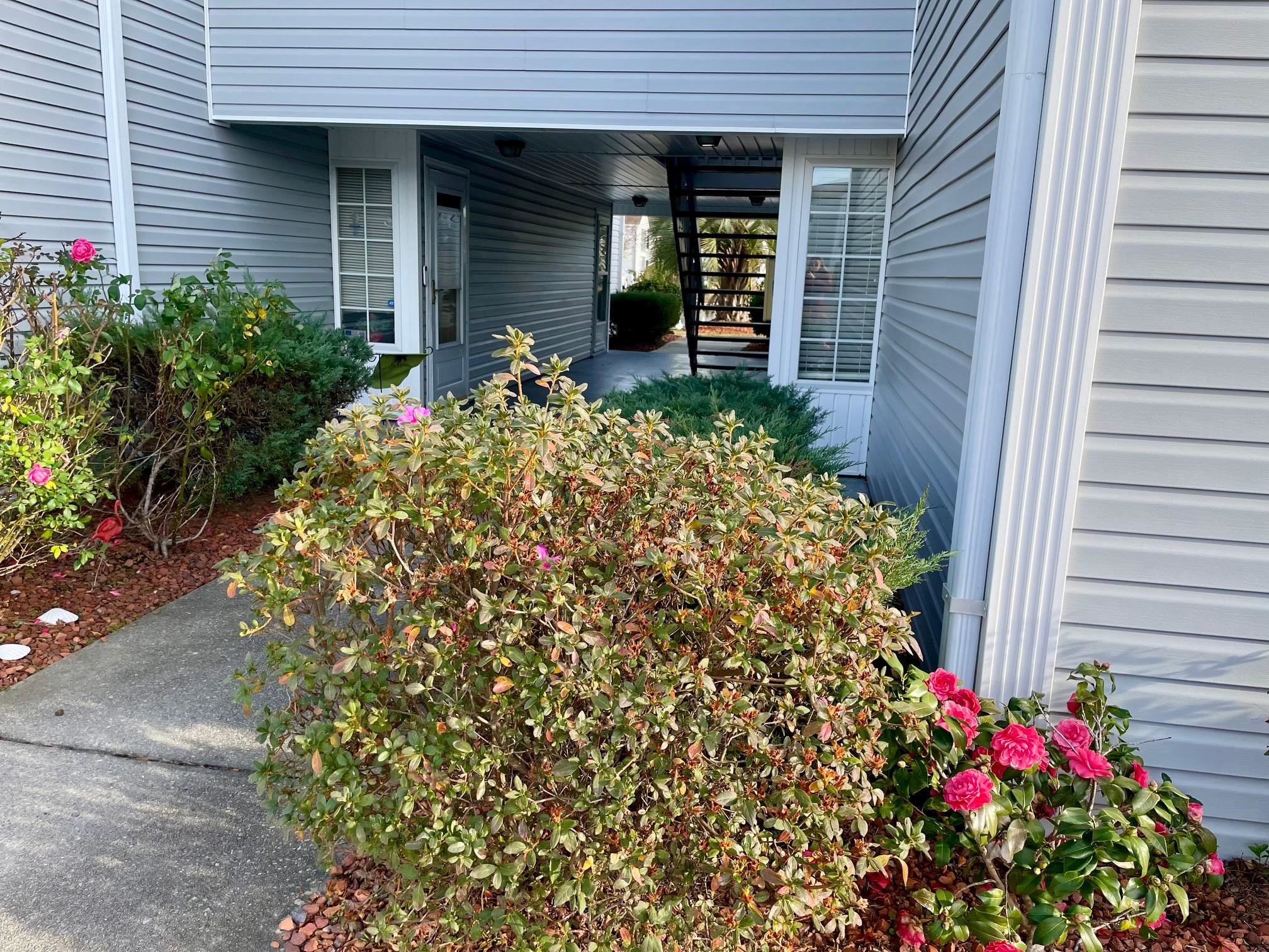 2258 Huntington Dr. Property Photo 7