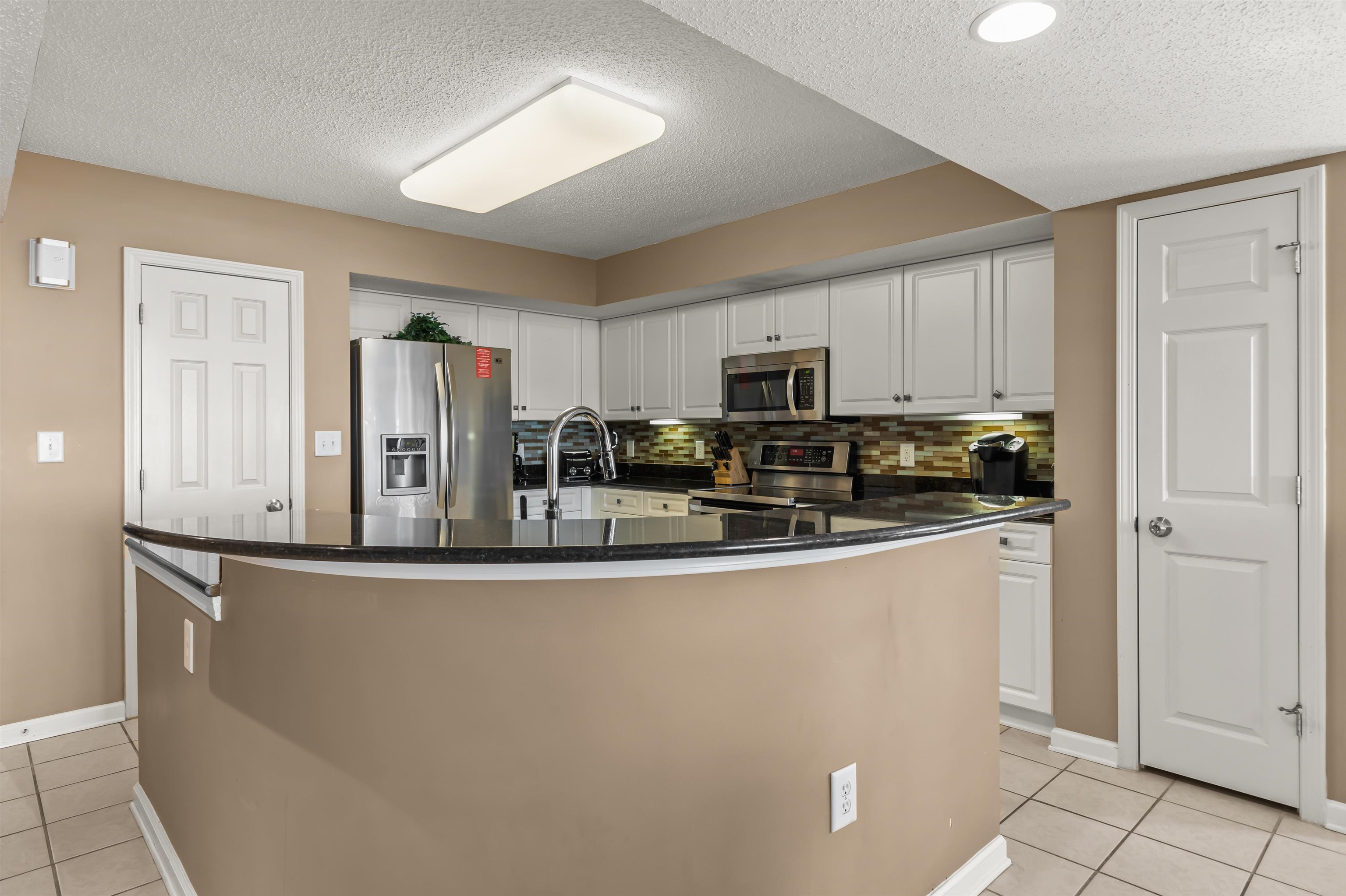 2151 Bridge View Ct. Property Photo 12