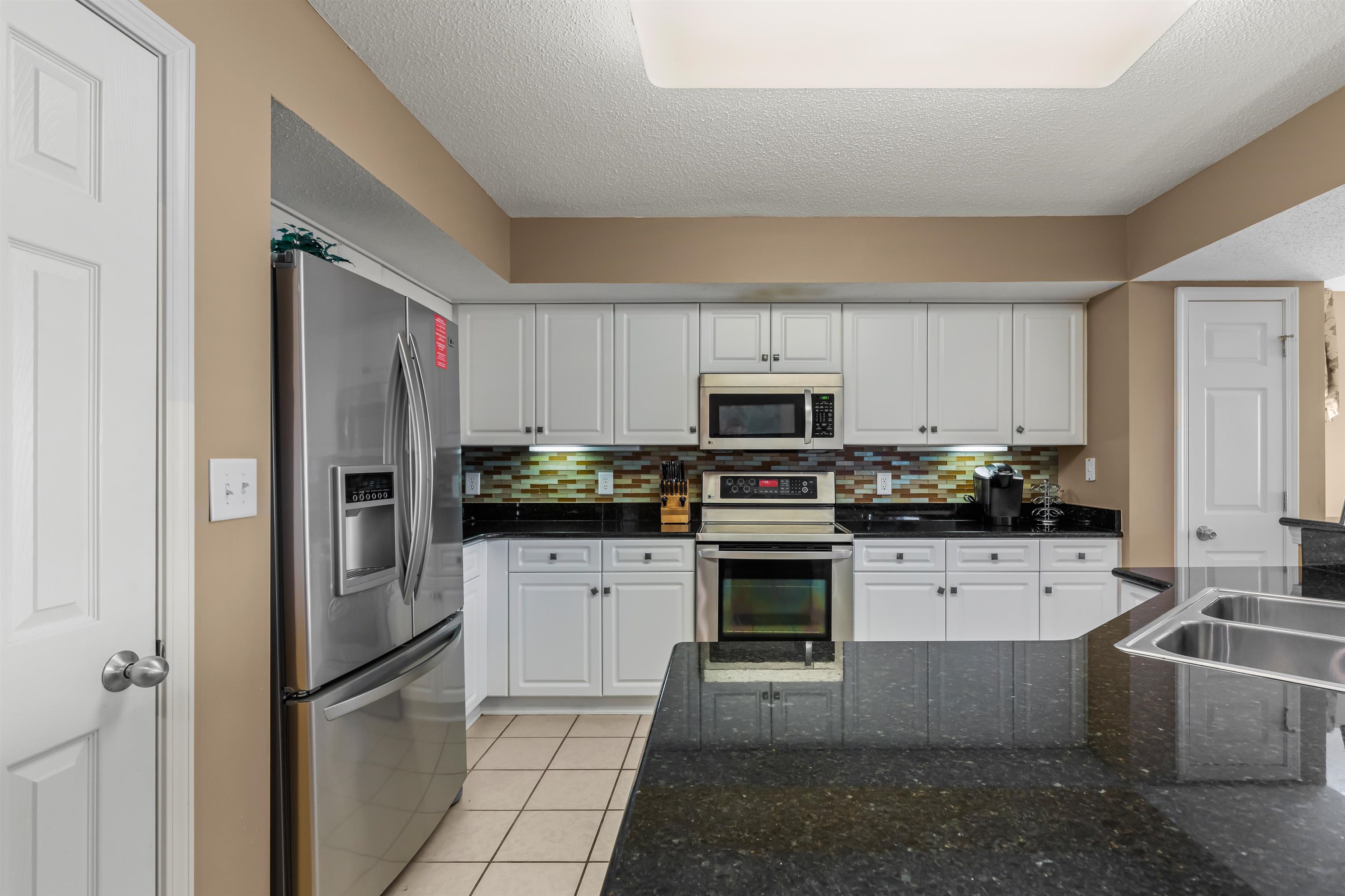 2151 Bridge View Ct. Property Photo 14