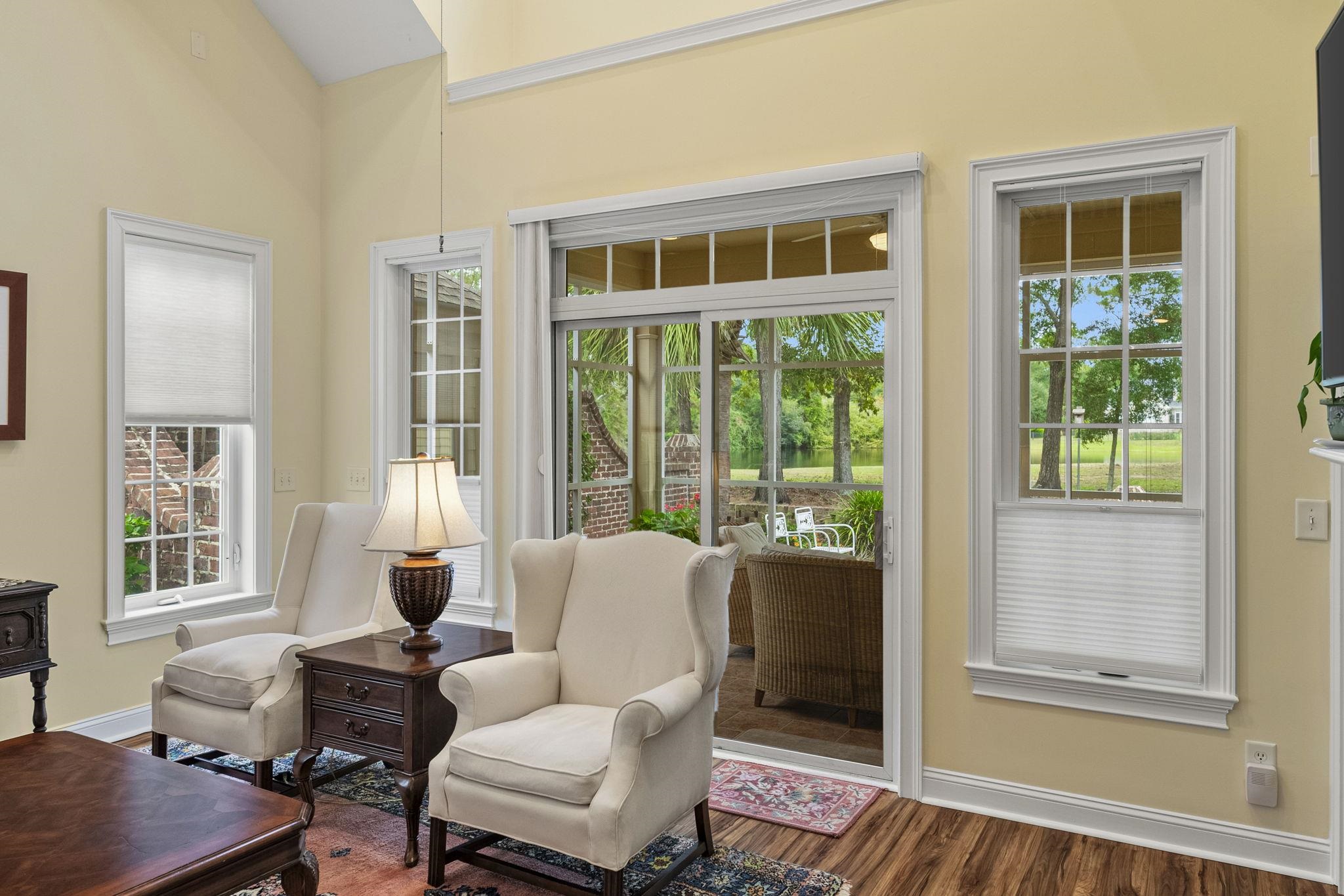12 Courtyard Circle Property Photo 13