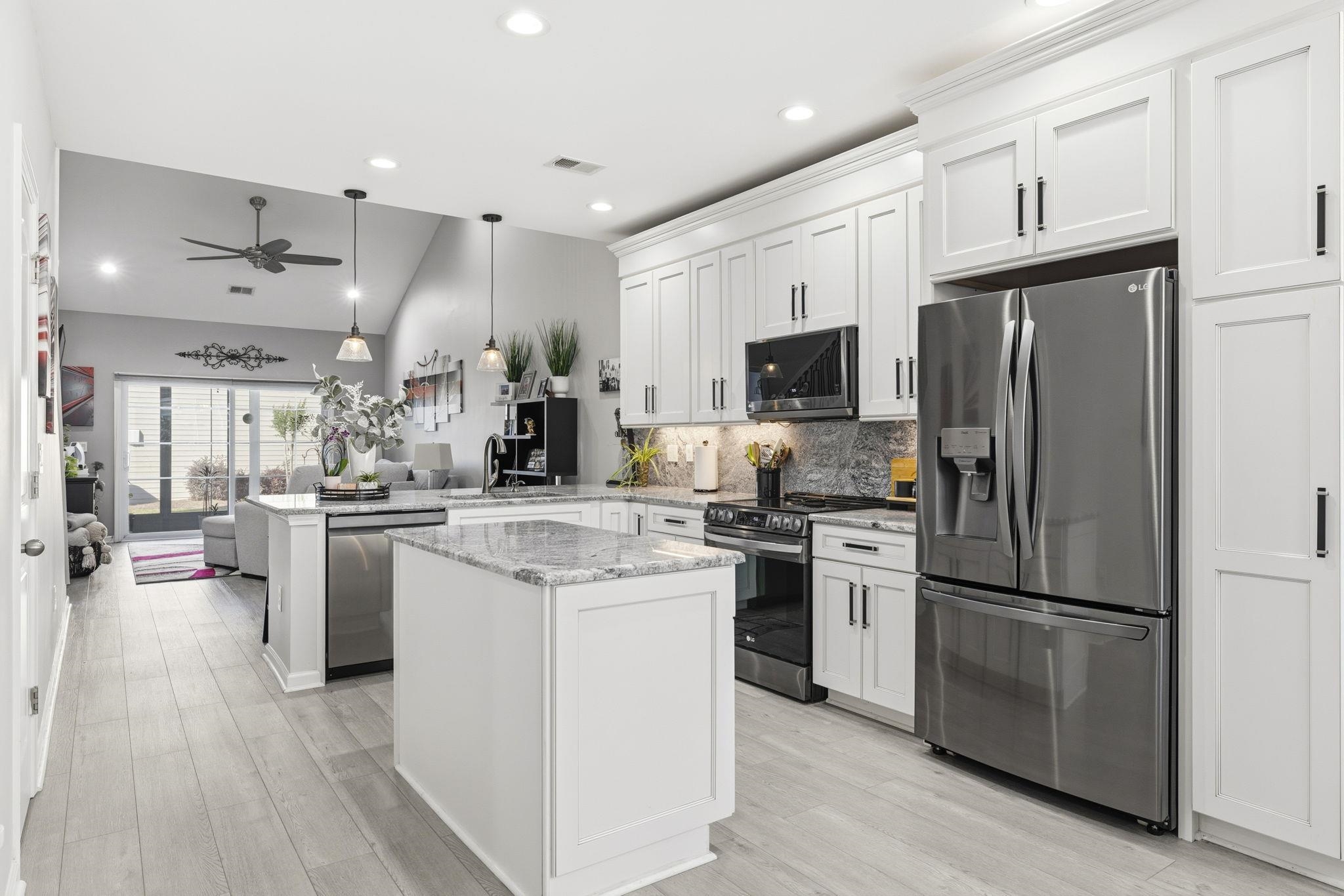 115 Machrie Loop Property Photo 8