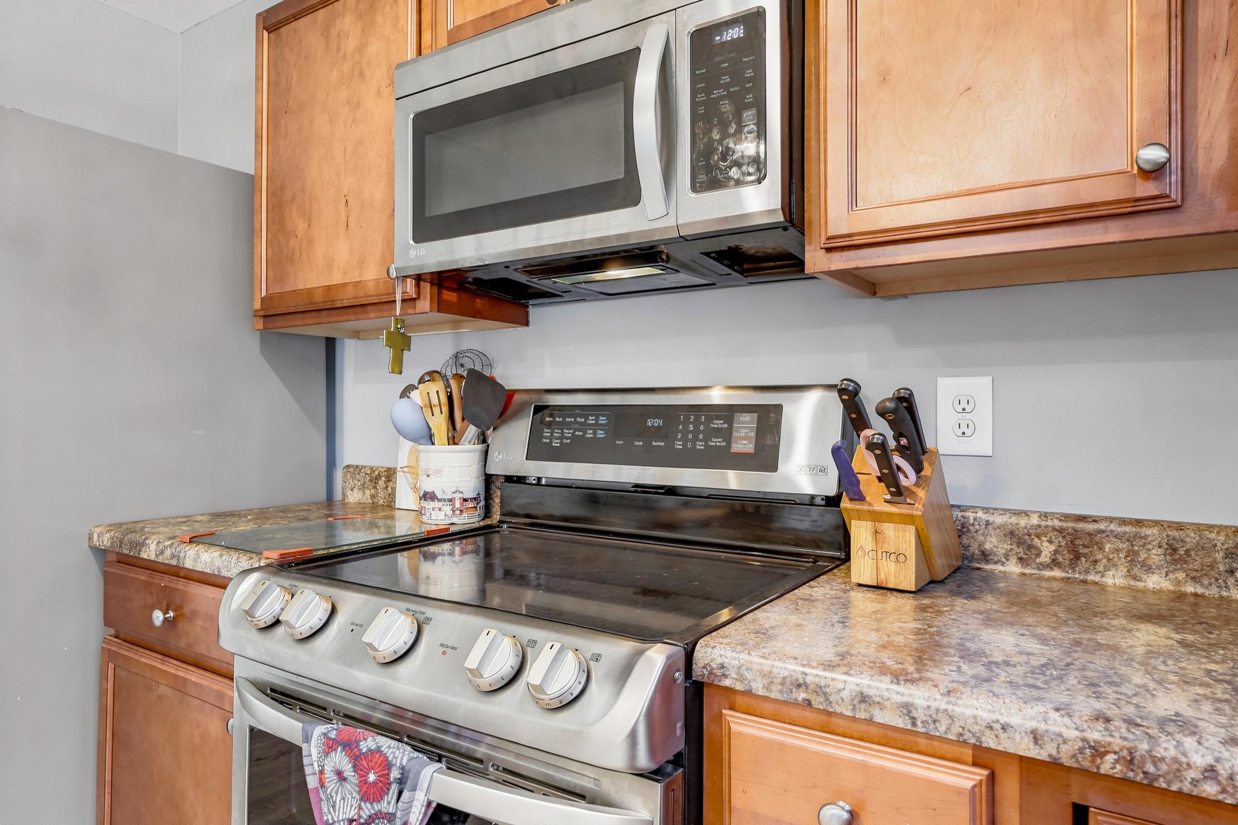 340 Blue Rock Dr. Property Photo 15