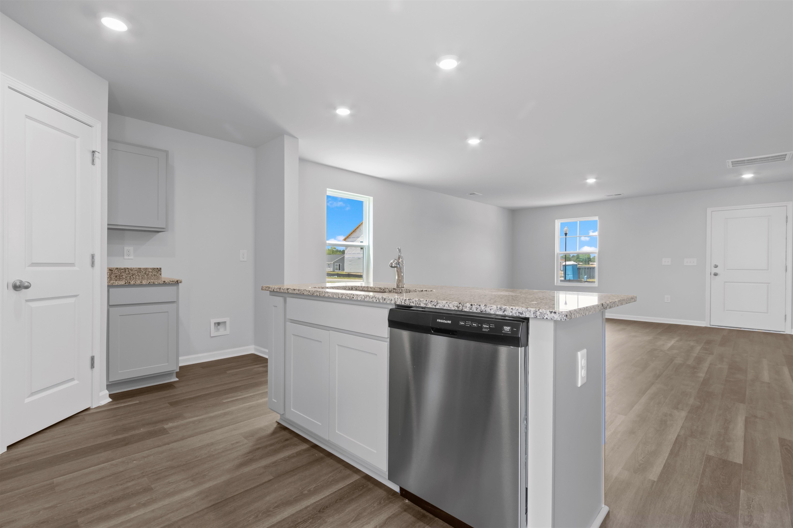 1063 Cherrystone Loop Property Photo 4