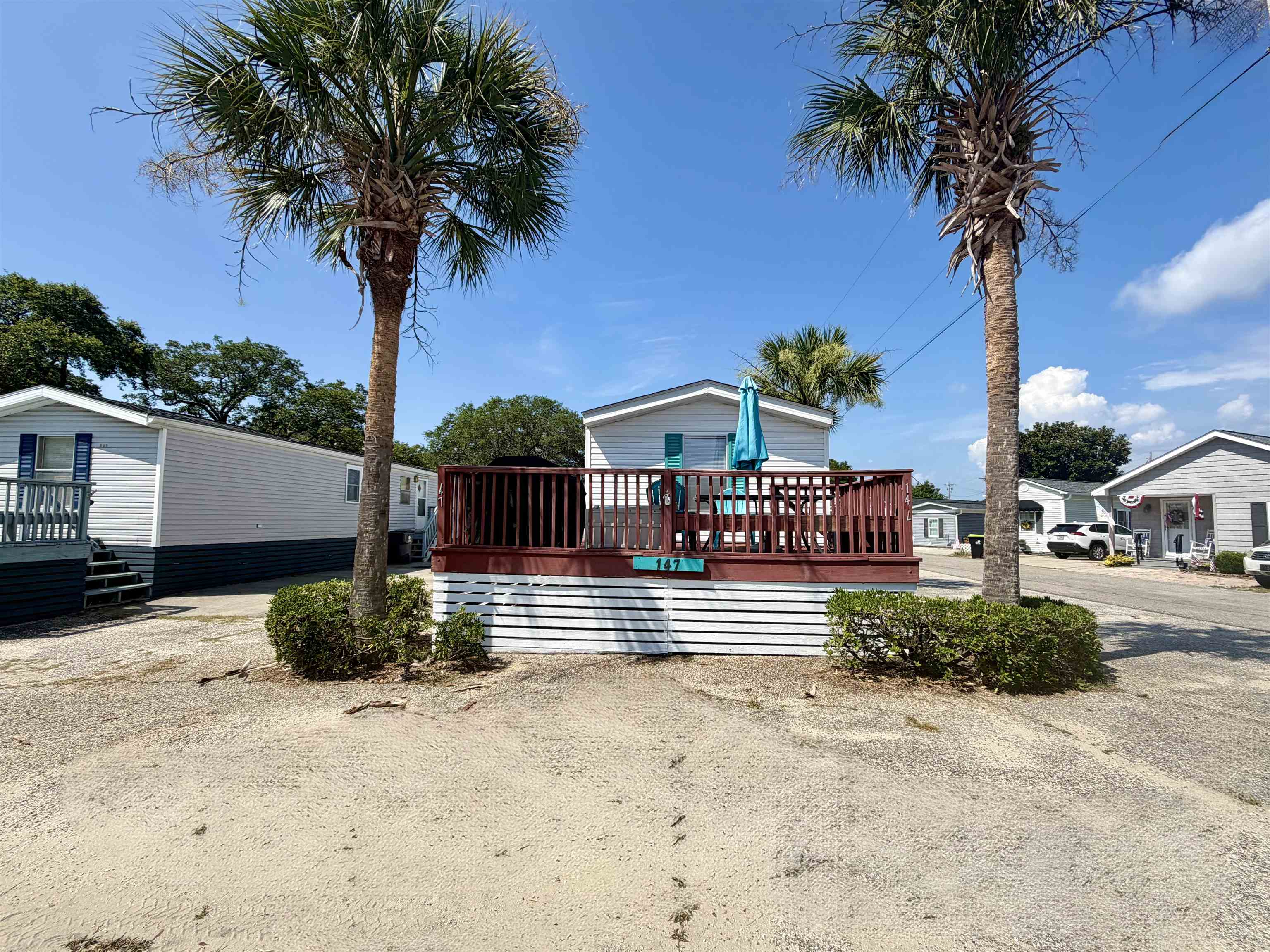 147 Oceanside Dr. Property Photo 1