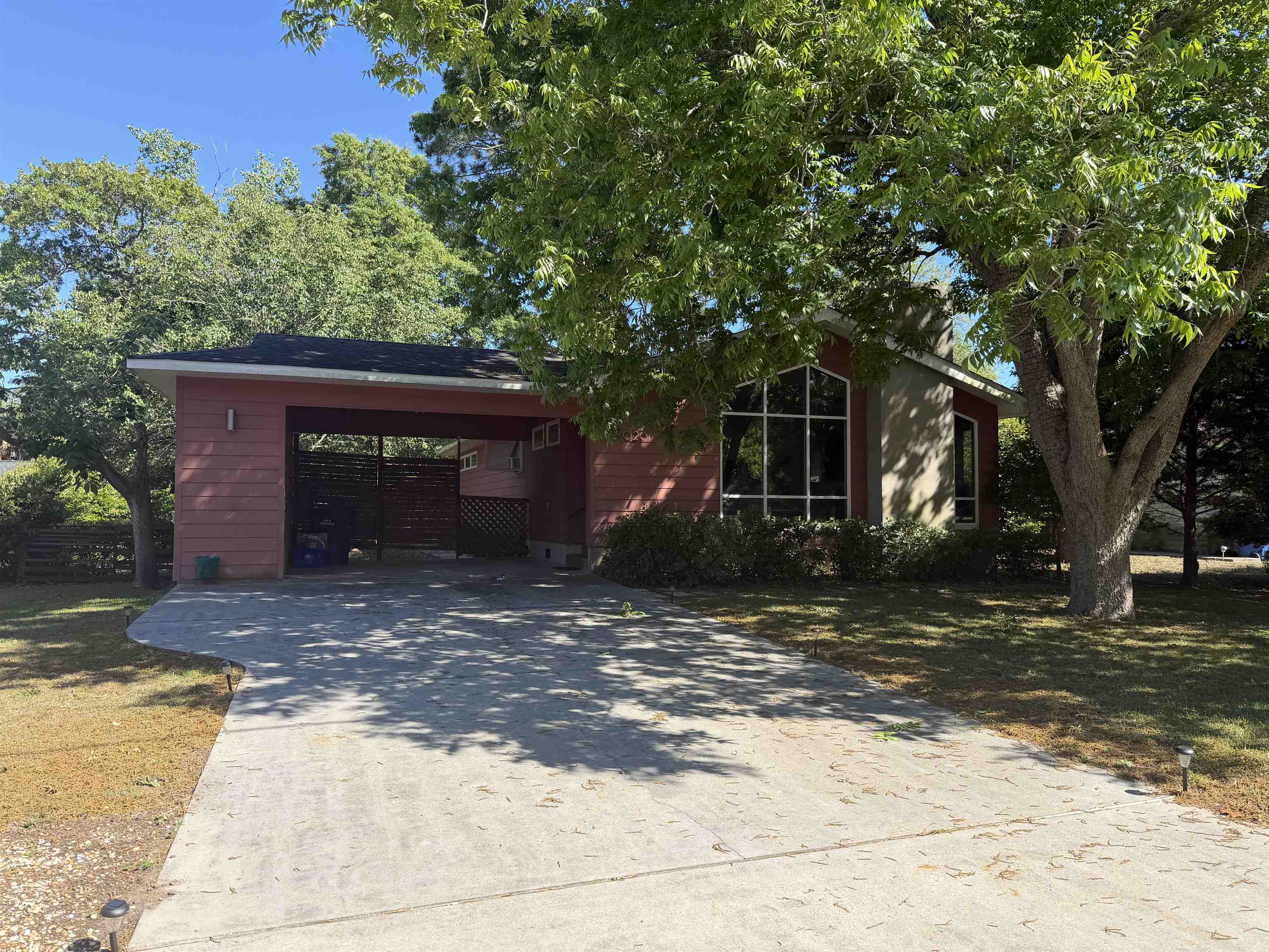6502 Bryant St. Property Photo 1