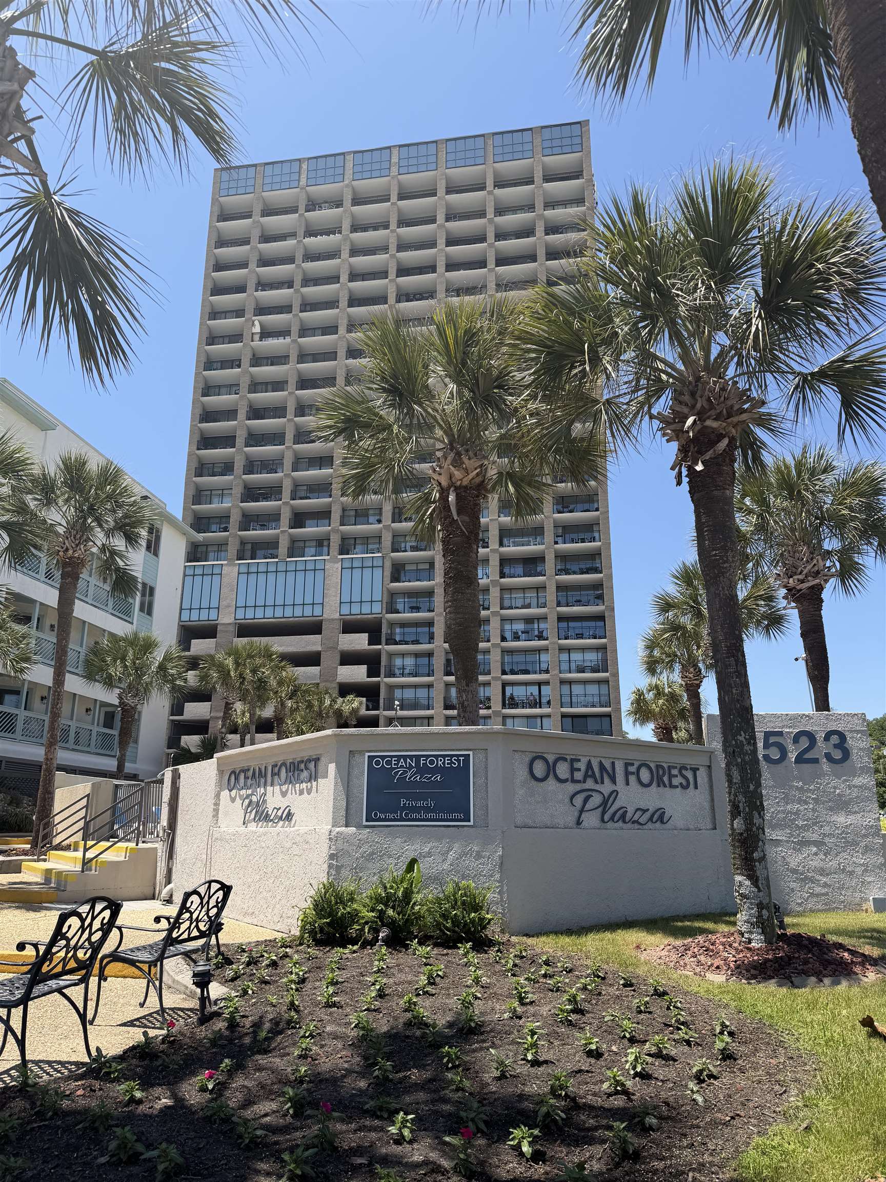 5523 Ocean Blvd. N Property Photo 1
