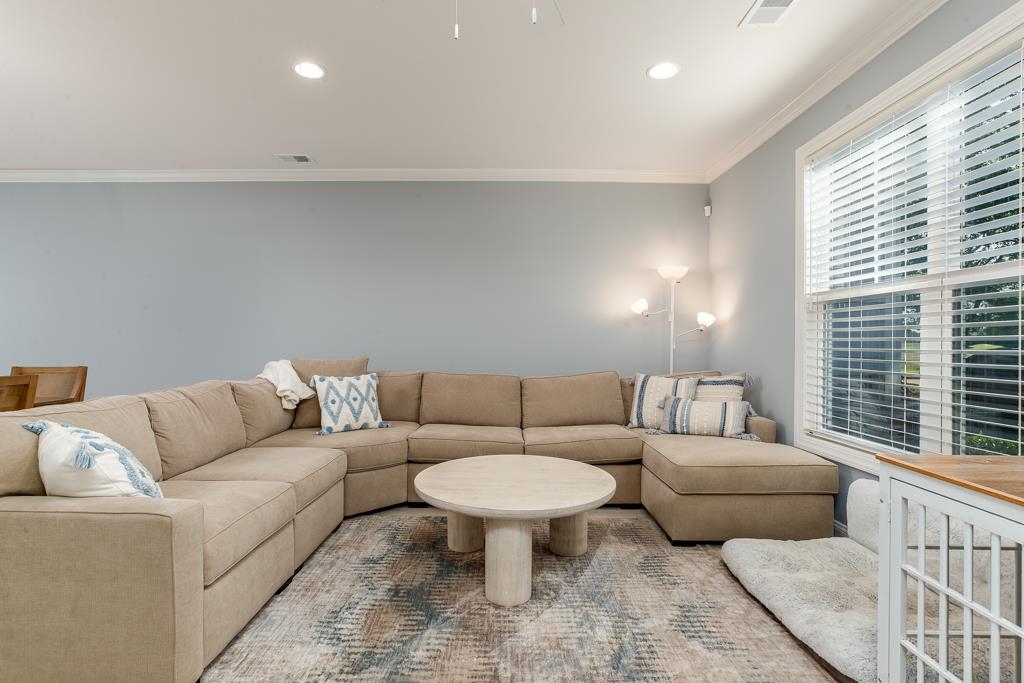2406 Kings Bay Dr. Property Photo 10