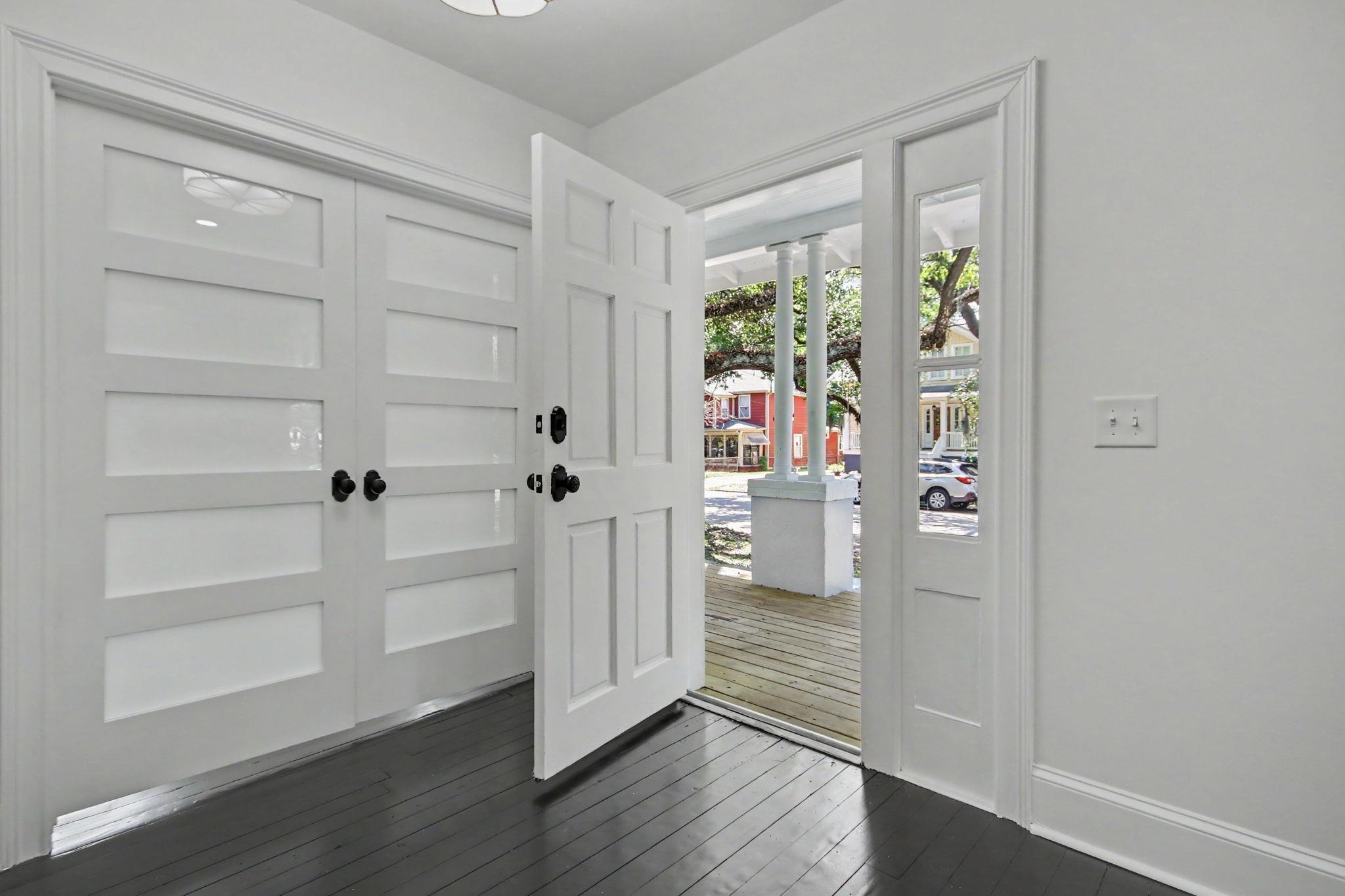 128 Wood St. Property Photo 4