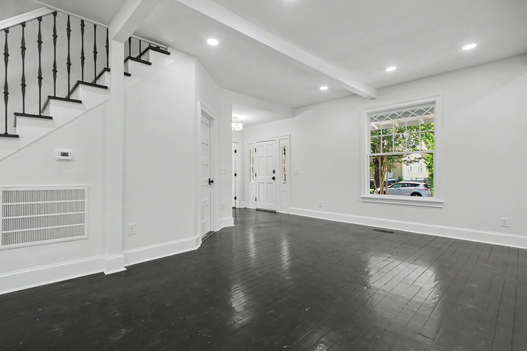 128 Wood St. Property Photo 5