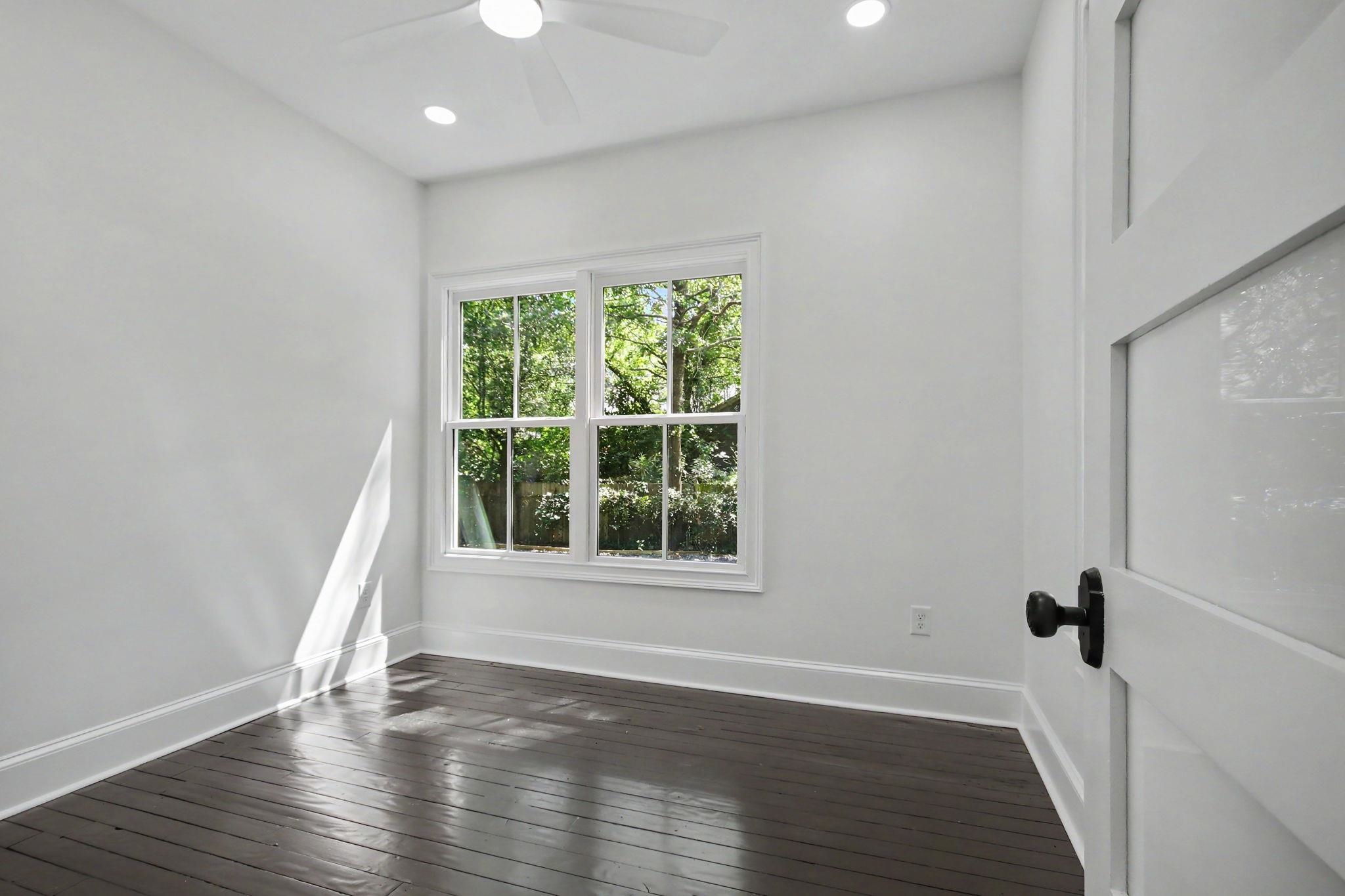 128 Wood St. Property Photo 23