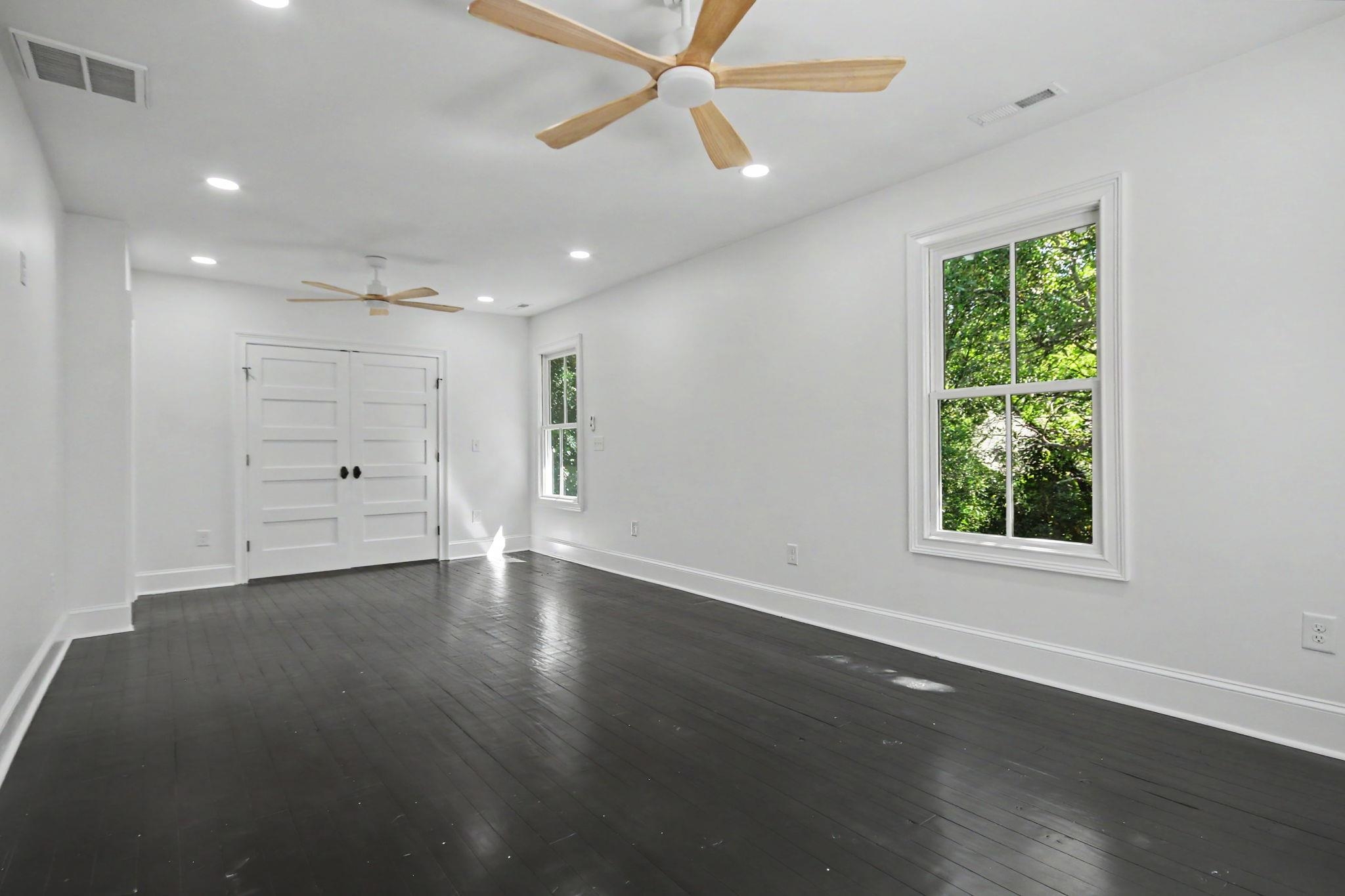 128 Wood St. Property Photo 31
