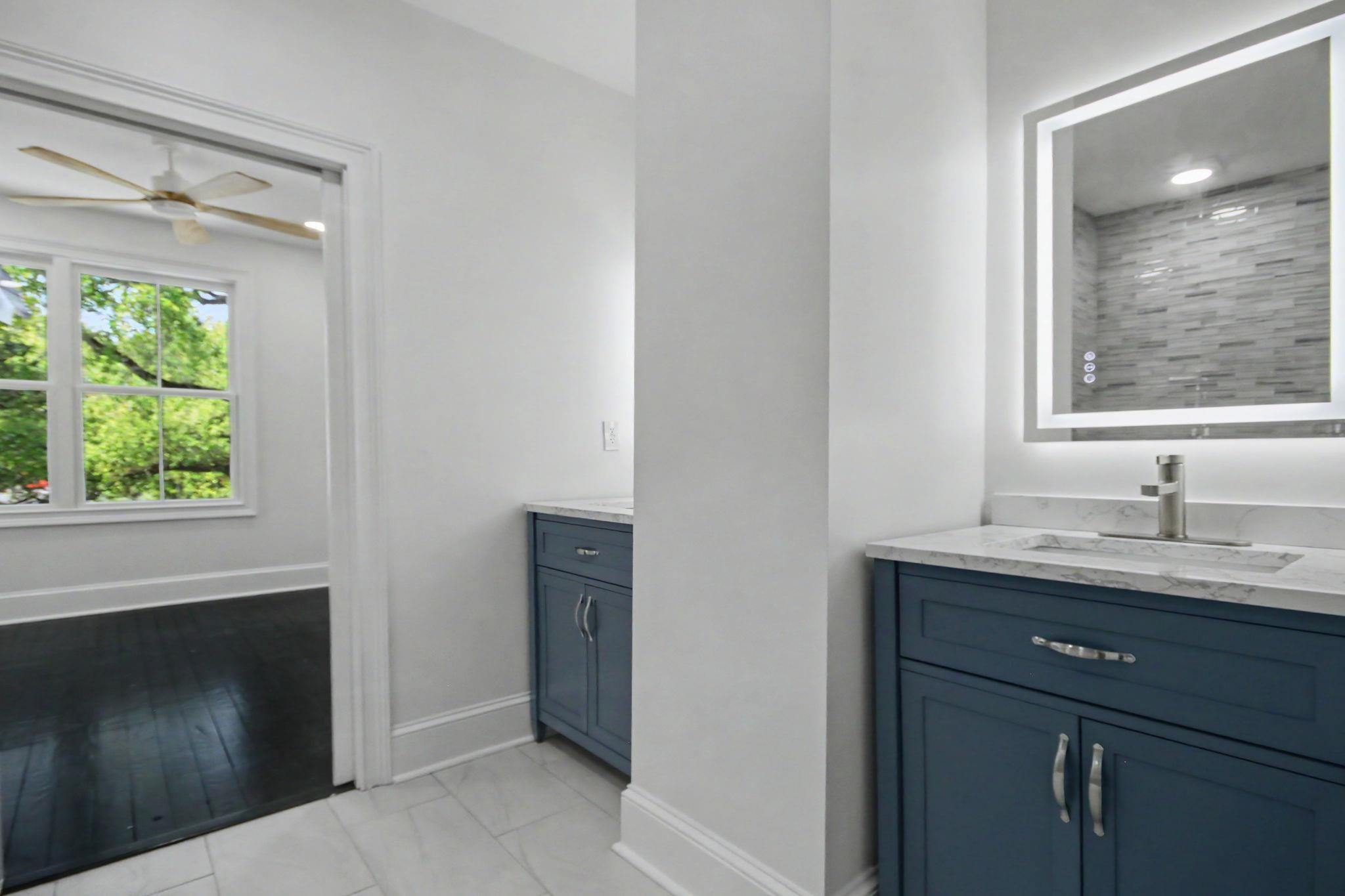 128 Wood St. Property Photo 34
