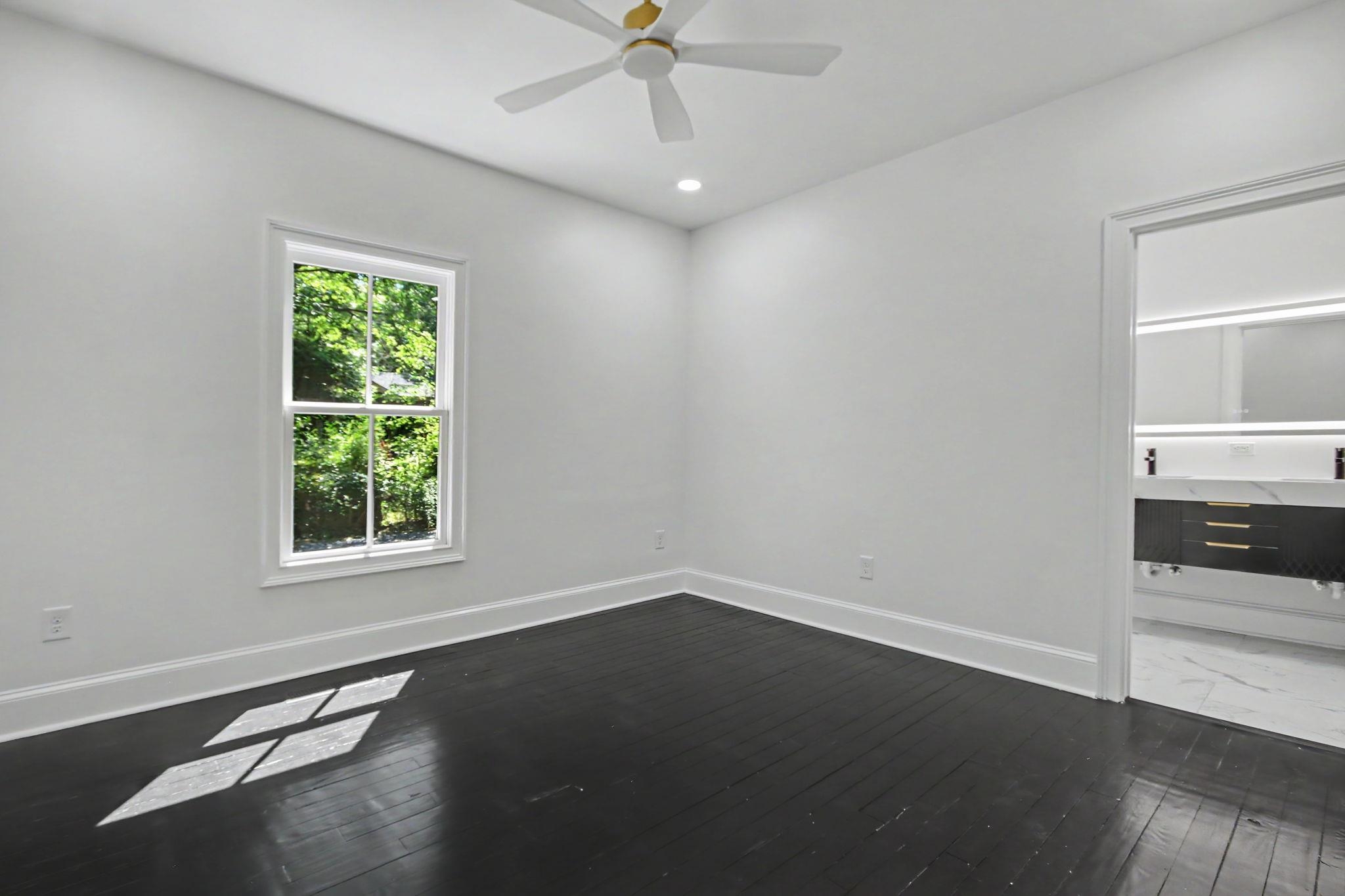 128 Wood St. Property Photo 40
